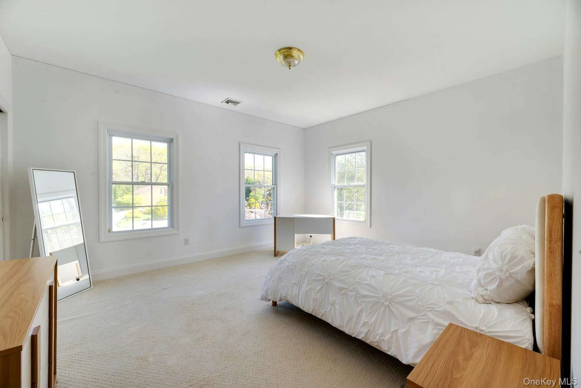 7 The Registry, Southampton, NY, 4 Bedrooms Bedrooms, 8 Rooms Rooms,3 BathroomsBathrooms,Residential Lease,For Rent,The Registry,0,989388 7 The Registry, Southampton, NY, 4 Bedrooms Bedrooms, 8 Rooms Rooms,3 BathroomsBathrooms,Residential Lease,For Rent,The Registry,0,989388