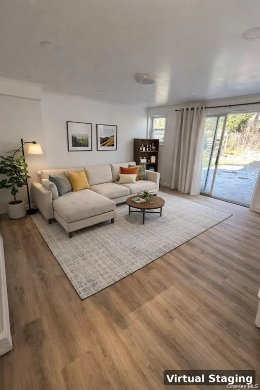 35 Hicks Avenue, Oyster Bay, NY, 4 Bedrooms Bedrooms, 7 Rooms Rooms,2 BathroomsBathrooms,Residential Lease,For Rent,Hicks,0,989404 35 Hicks Avenue, Oyster Bay, NY, 4 Bedrooms Bedrooms, 7 Rooms Rooms,2 BathroomsBathrooms,Residential Lease,For Rent,Hicks,0,989404