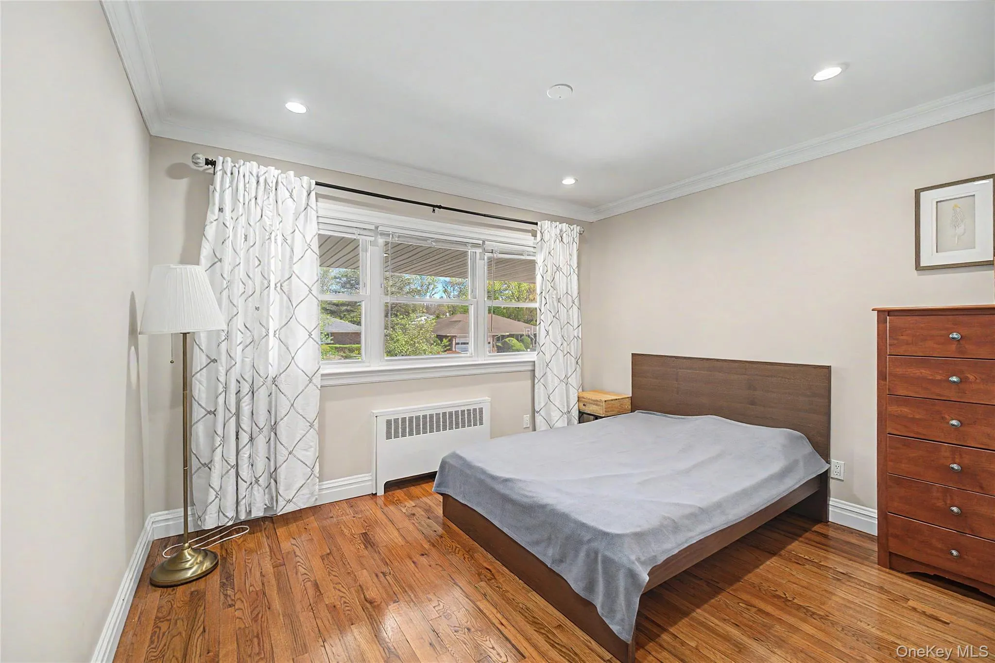 31 Edgemere Drive, North Hempstead, NY, 4 Bedrooms Bedrooms, 7 Rooms Rooms,2 BathroomsBathrooms,Residential,For Rent,Edgemere,0,989412 31 Edgemere Drive, North Hempstead, NY, 4 Bedrooms Bedrooms, 7 Rooms Rooms,2 BathroomsBathrooms,Residential,For Rent,Edgemere,0,989412