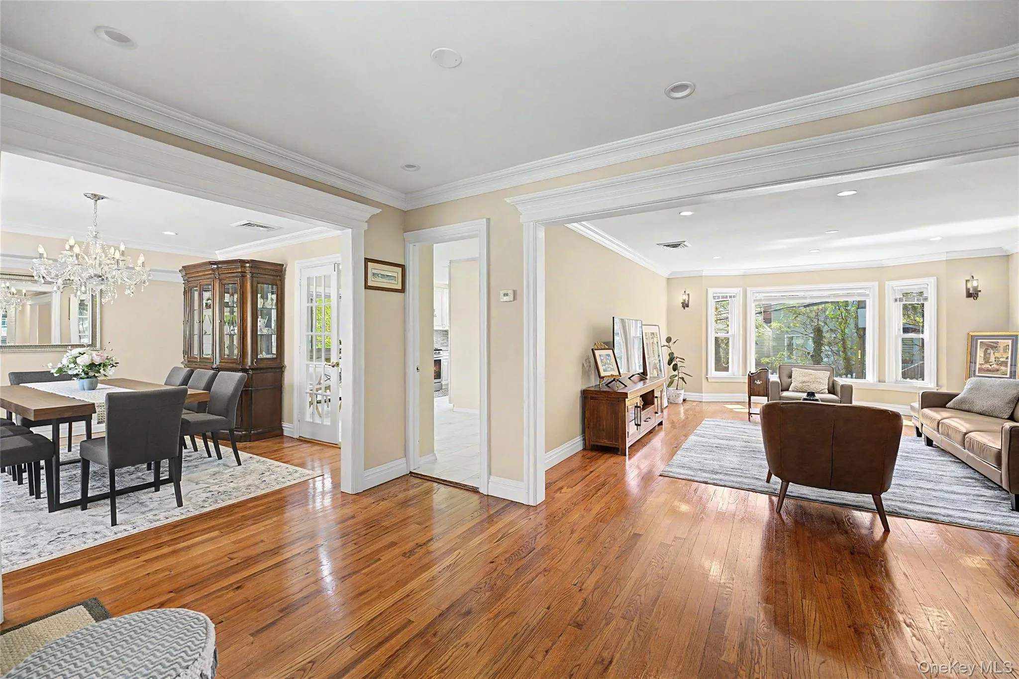 31 Edgemere Drive, North Hempstead, NY, 4 Bedrooms Bedrooms, 7 Rooms Rooms,2 BathroomsBathrooms,Residential,For Rent,Edgemere,0,989412 31 Edgemere Drive, North Hempstead, NY, 4 Bedrooms Bedrooms, 7 Rooms Rooms,2 BathroomsBathrooms,Residential,For Rent,Edgemere,0,989412
