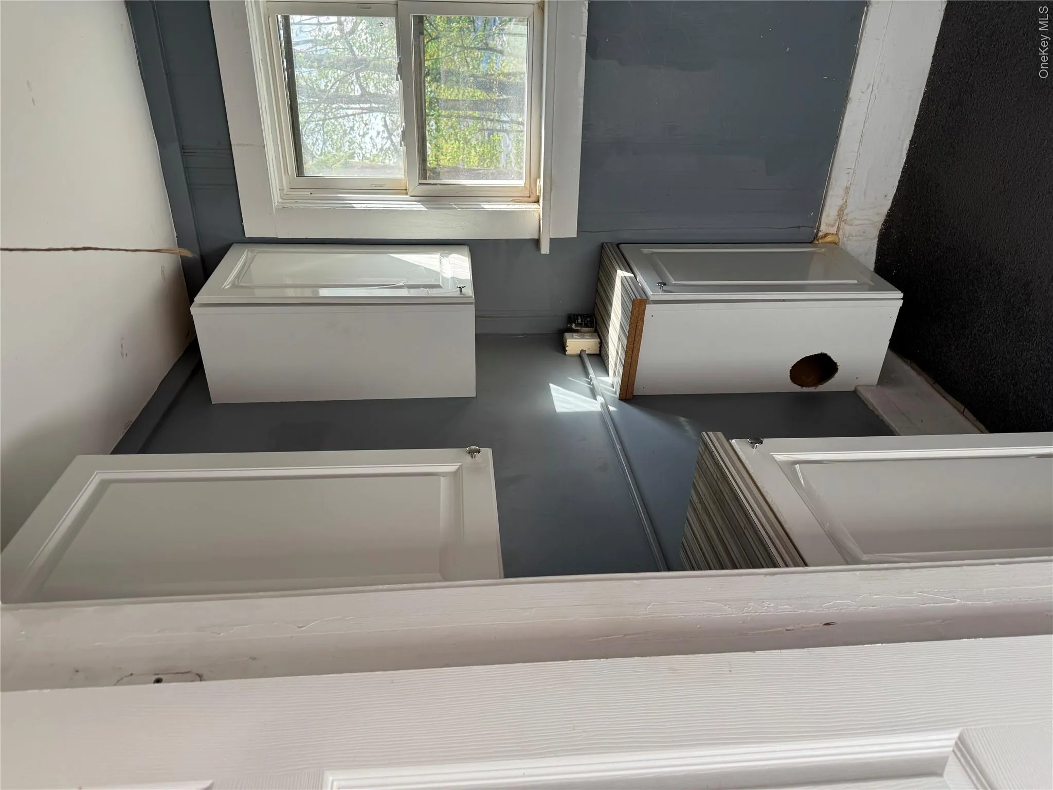 9 Bartlett Street, Poughkeepsie, NY, 3 Bedrooms Bedrooms, 6 Rooms Rooms,1 BathroomBathrooms,Residential Lease,For Rent,Bartlett,0,989415 9 Bartlett Street, Poughkeepsie, NY, 3 Bedrooms Bedrooms, 6 Rooms Rooms,1 BathroomBathrooms,Residential Lease,For Rent,Bartlett,0,989415
