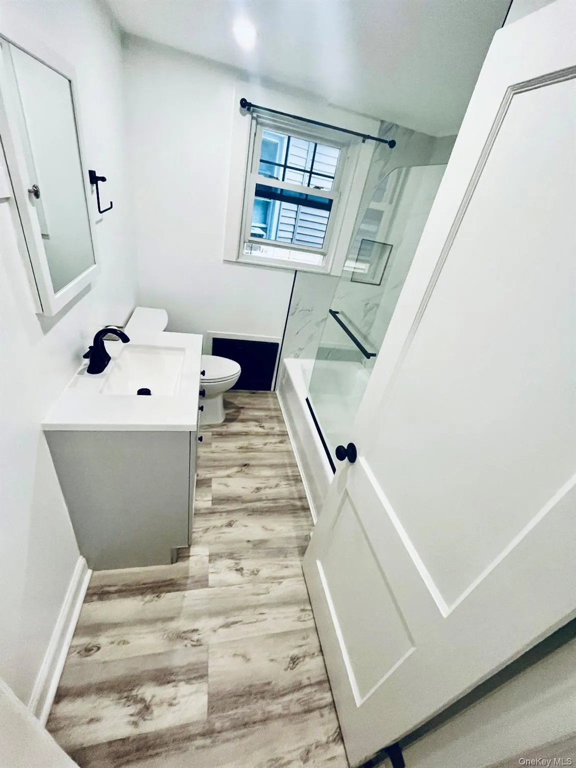 48 Lincoln Street, New Rochelle, NY, 2 Bedroom Bedrooms, 6 Room Rooms,1 BathroomBathrooms,Residential Lease,For Rent,Lincoln,0,989420 48 Lincoln Street, New Rochelle, NY, 2 Bedroom Bedrooms, 6 Room Rooms,1 BathroomBathrooms,Residential Lease,For Rent,Lincoln,0,989420