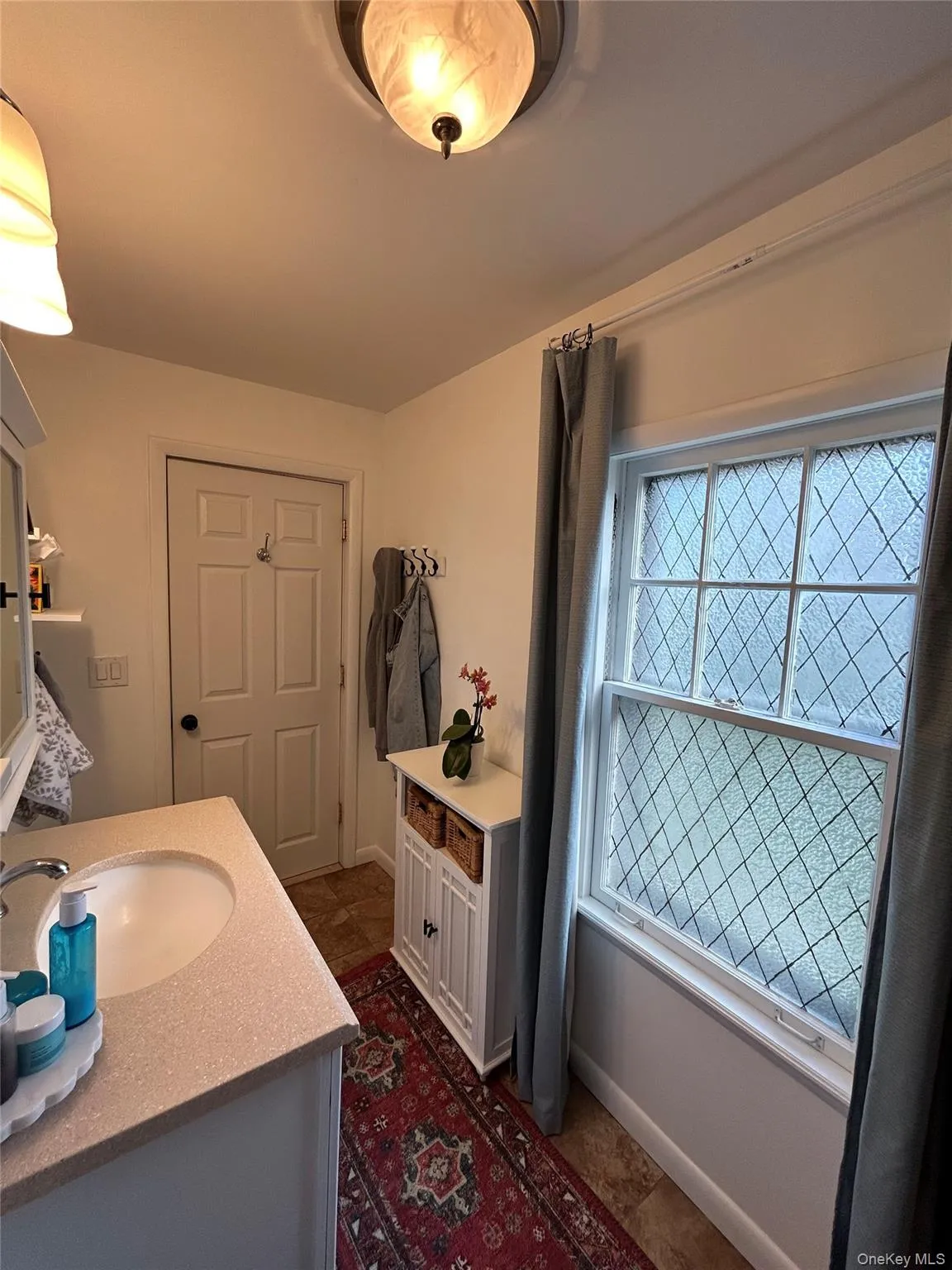 29 Dale Avenue, Ossining, NY, 2 Bedrooms Bedrooms, 6 Rooms Rooms,1 BathroomBathrooms,Residential Lease,For Rent,Dale,0,989423 29 Dale Avenue, Ossining, NY, 2 Bedrooms Bedrooms, 6 Rooms Rooms,1 BathroomBathrooms,Residential Lease,For Rent,Dale,0,989423