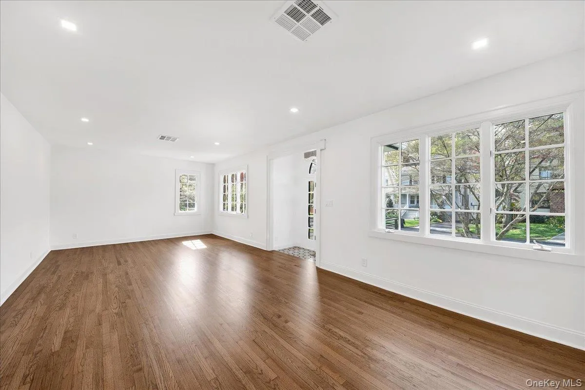 7 Fernwood Avenue, Rye City, NY, 5 Bedrooms Bedrooms, 10 Rooms Rooms,4 BathroomsBathrooms,Residential Sale,For Rent,Fernwood,0,989442 7 Fernwood Avenue, Rye City, NY, 5 Bedrooms Bedrooms, 10 Rooms Rooms,4 BathroomsBathrooms,Residential Sale,For Rent,Fernwood,0,989442