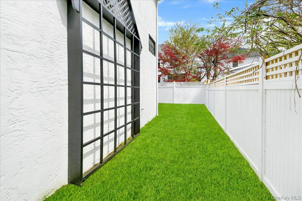 7 Fernwood Avenue, Rye City, NY, 5 Bedrooms Bedrooms, 10 Rooms Rooms,4 BathroomsBathrooms,Residential Sale,For Rent,Fernwood,0,989442 7 Fernwood Avenue, Rye City, NY, 5 Bedrooms Bedrooms, 10 Rooms Rooms,4 BathroomsBathrooms,Residential Sale,For Rent,Fernwood,0,989442