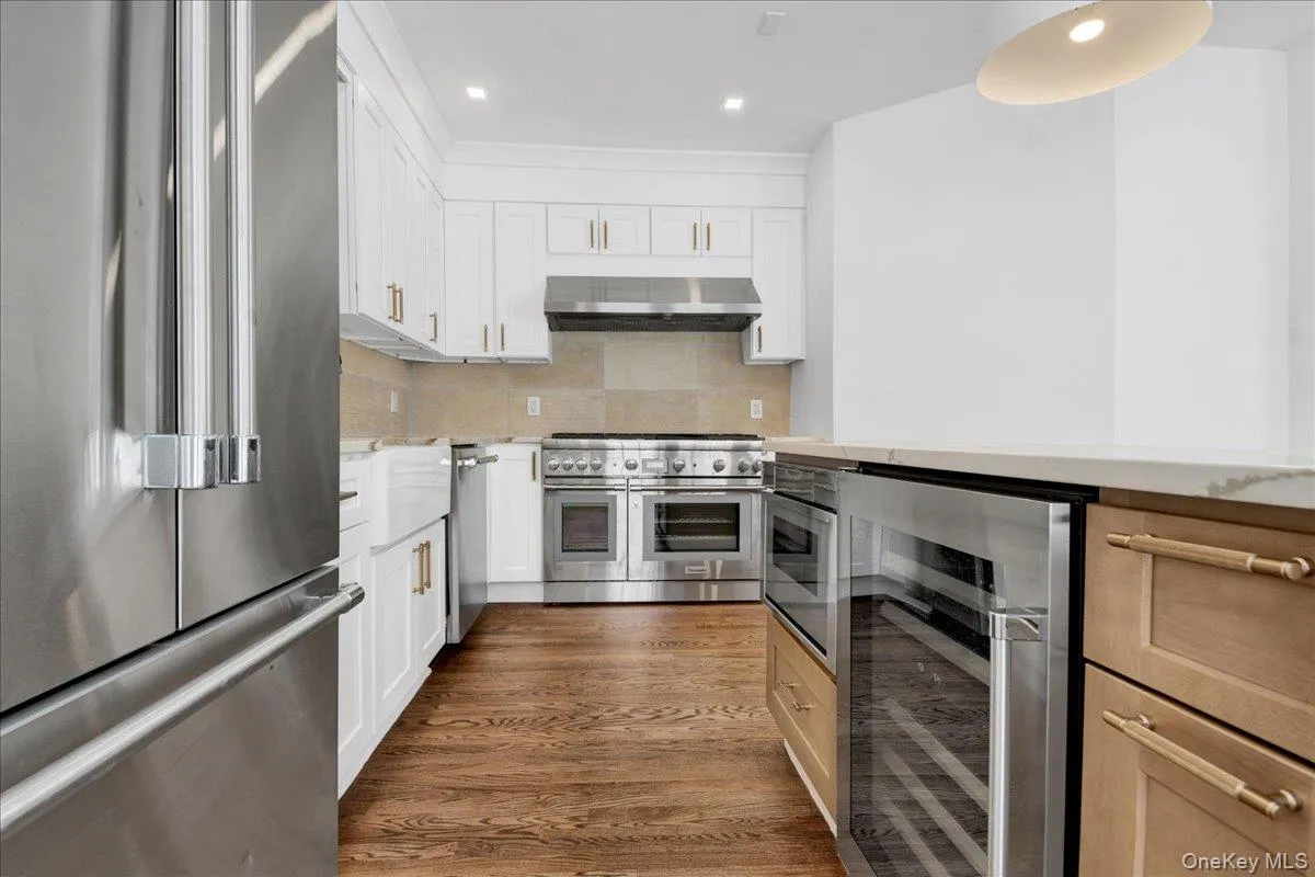 7 Fernwood Avenue, Rye City, NY, 5 Bedrooms Bedrooms, 10 Rooms Rooms,4 BathroomsBathrooms,Residential Sale,For Rent,Fernwood,0,989442 7 Fernwood Avenue, Rye City, NY, 5 Bedrooms Bedrooms, 10 Rooms Rooms,4 BathroomsBathrooms,Residential Sale,For Rent,Fernwood,0,989442