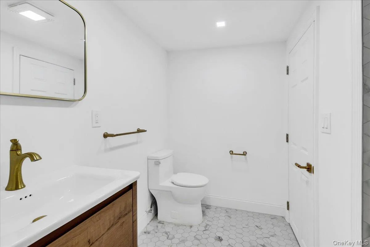 7 Fernwood Avenue, Rye City, NY, 5 Bedrooms Bedrooms, 10 Rooms Rooms,4 BathroomsBathrooms,Residential Sale,For Rent,Fernwood,0,989442 7 Fernwood Avenue, Rye City, NY, 5 Bedrooms Bedrooms, 10 Rooms Rooms,4 BathroomsBathrooms,Residential Sale,For Rent,Fernwood,0,989442