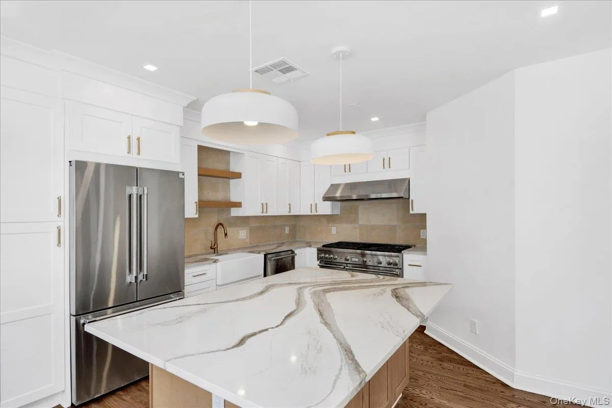 7 Fernwood Avenue, Rye City, NY, 5 Bedrooms Bedrooms, 10 Rooms Rooms,4 BathroomsBathrooms,Residential Sale,For Rent,Fernwood,0,989442 7 Fernwood Avenue, Rye City, NY, 5 Bedrooms Bedrooms, 10 Rooms Rooms,4 BathroomsBathrooms,Residential Sale,For Rent,Fernwood,0,989442