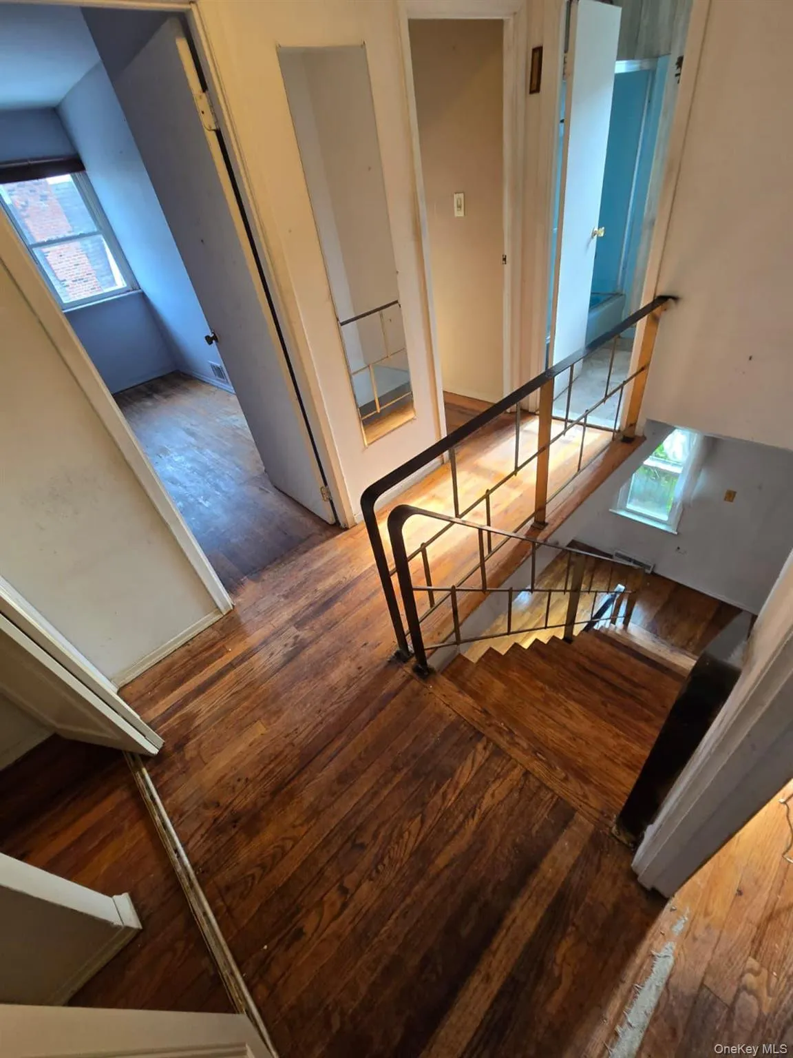 1611 Plainview Avenue, New York, NY, 3 Bedrooms Bedrooms, 5 Rooms Rooms,2 BathroomsBathrooms,Residential Sale,For Rent,Plainview,0,989444 1611 Plainview Avenue, New York, NY, 3 Bedrooms Bedrooms, 5 Rooms Rooms,2 BathroomsBathrooms,Residential Sale,For Rent,Plainview,0,989444