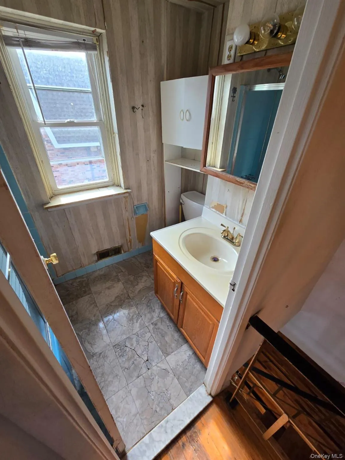 1611 Plainview Avenue, New York, NY, 3 Bedrooms Bedrooms, 5 Rooms Rooms,2 BathroomsBathrooms,Residential Sale,For Rent,Plainview,0,989444 1611 Plainview Avenue, New York, NY, 3 Bedrooms Bedrooms, 5 Rooms Rooms,2 BathroomsBathrooms,Residential Sale,For Rent,Plainview,0,989444