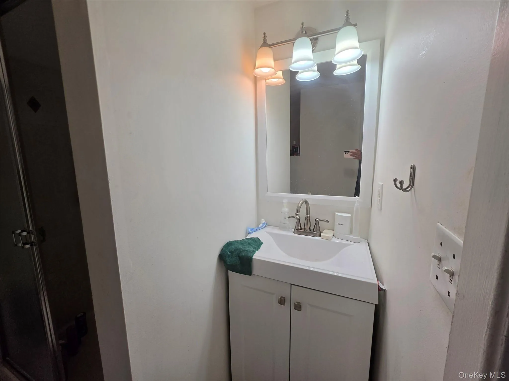 22 Westside Avenue, Haverstraw, NY, 3 Bedrooms Bedrooms, 6 Rooms Rooms,2 BathroomsBathrooms,Residential Lease,For Rent,Westside Avenue,0,989447 22 Westside Avenue, Haverstraw, NY, 3 Bedrooms Bedrooms, 6 Rooms Rooms,2 BathroomsBathrooms,Residential Lease,For Rent,Westside Avenue,0,989447