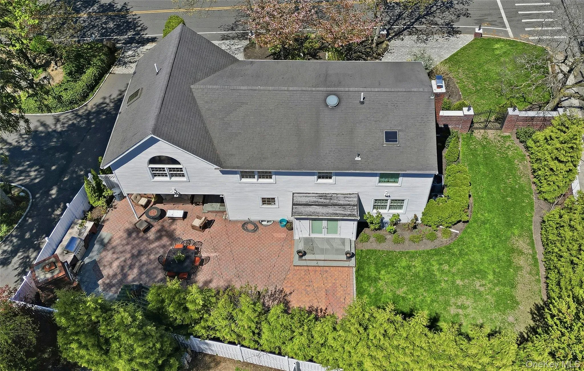 1 Kissam Lane, Oyster Bay, NY, 5 Bedrooms Bedrooms, 9 Rooms Rooms,3 BathroomsBathrooms,Residential,For Rent,Kissam,0,989458 1 Kissam Lane, Oyster Bay, NY, 5 Bedrooms Bedrooms, 9 Rooms Rooms,3 BathroomsBathrooms,Residential,For Rent,Kissam,0,989458