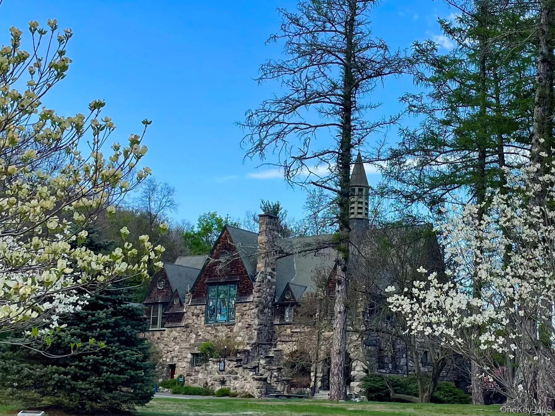 12 Pine Hill Road, Tuxedo, NY, 3 Bedrooms Bedrooms, 7 Rooms Rooms,2 BathroomsBathrooms,Residential Lease,For Rent,Pine Hill,0,989465 12 Pine Hill Road, Tuxedo, NY, 3 Bedrooms Bedrooms, 7 Rooms Rooms,2 BathroomsBathrooms,Residential Lease,For Rent,Pine Hill,0,989465