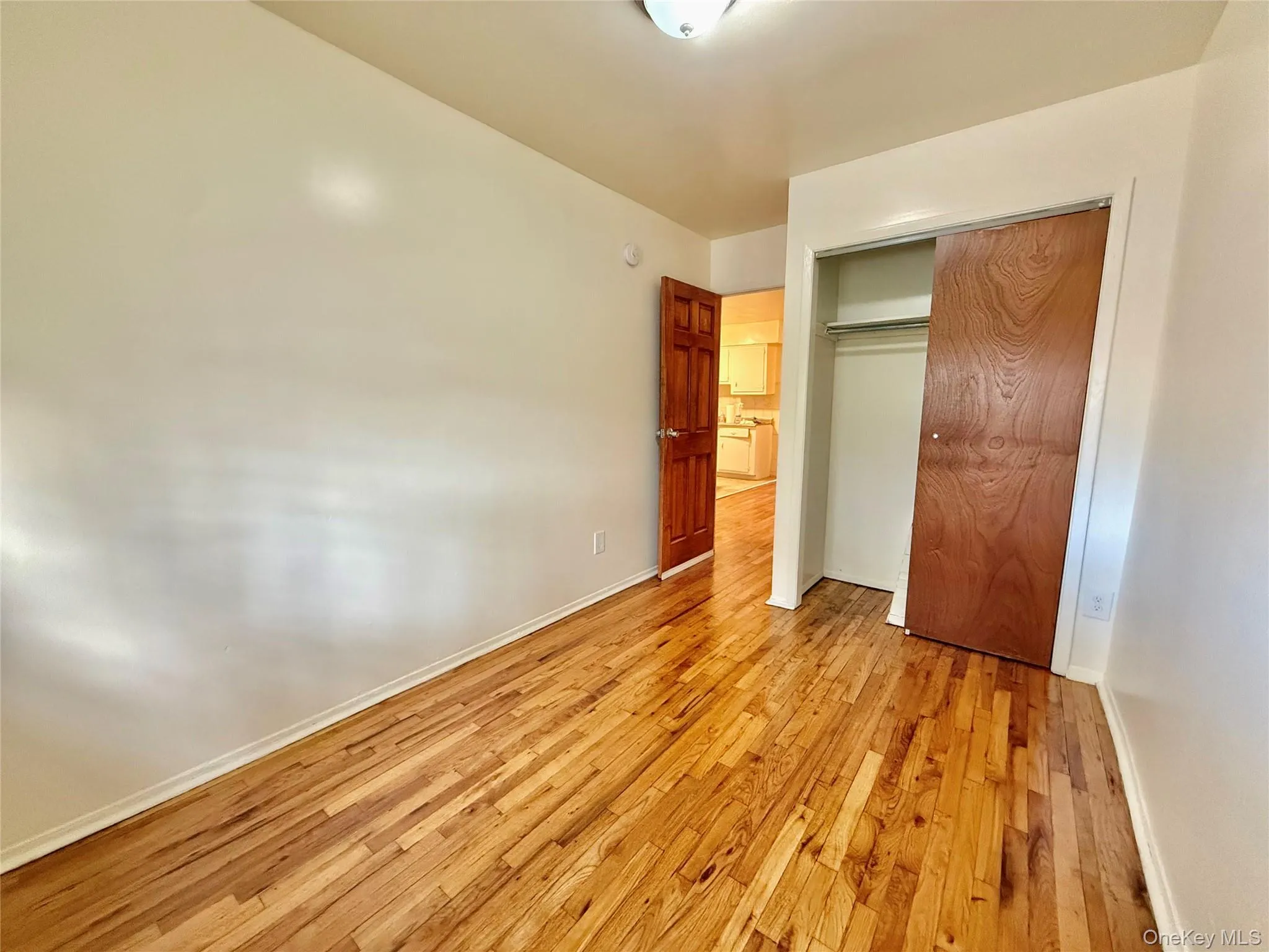 1958 Burke Avenue, New York, NY, 3 Bedrooms Bedrooms, 5 Rooms Rooms,1 BathroomBathrooms,Residential Lease,For Rent,Burke,0,989466 1958 Burke Avenue, New York, NY, 3 Bedrooms Bedrooms, 5 Rooms Rooms,1 BathroomBathrooms,Residential Lease,For Rent,Burke,0,989466