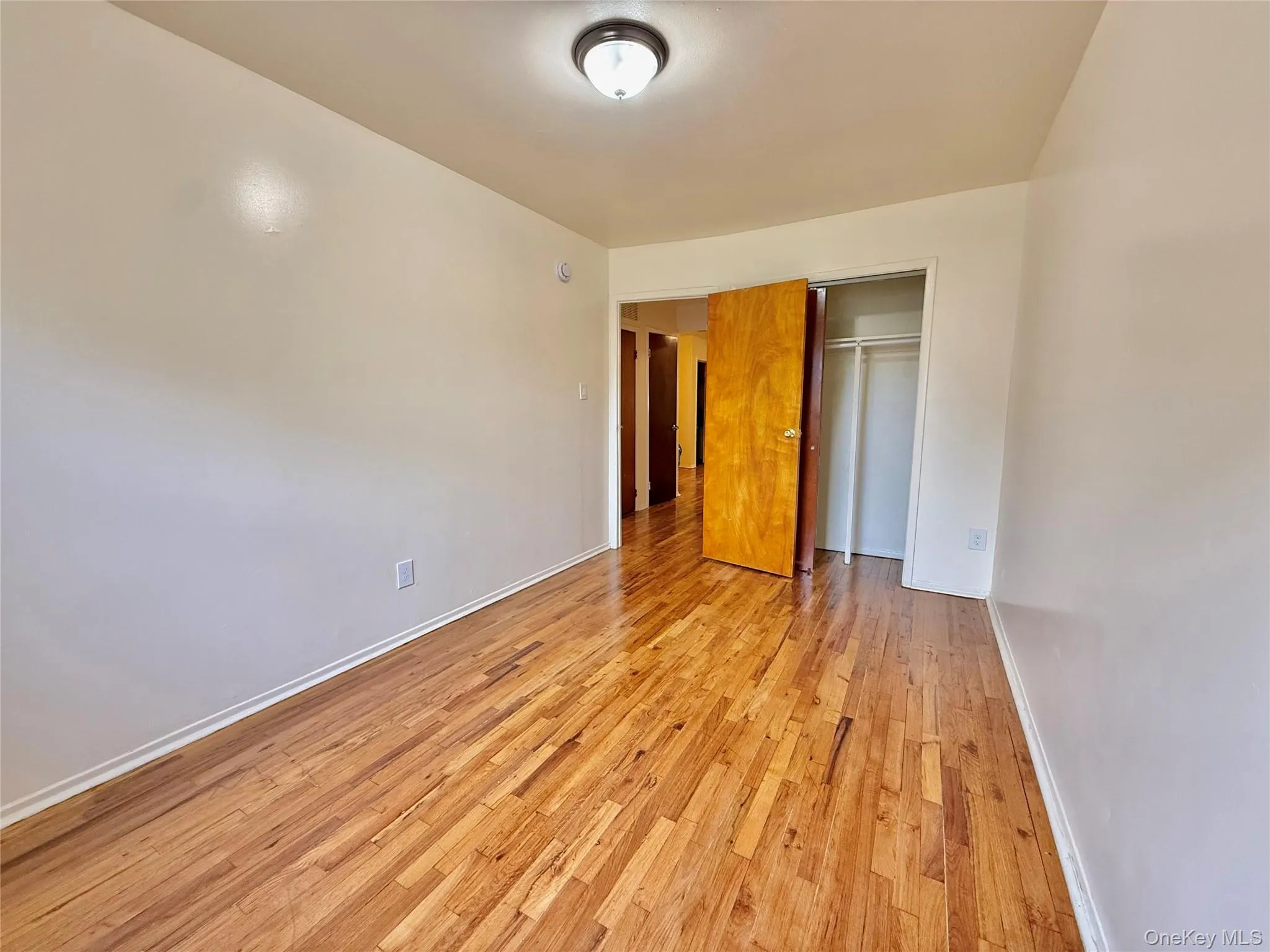 1958 Burke Avenue, New York, NY, 3 Bedrooms Bedrooms, 5 Rooms Rooms,1 BathroomBathrooms,Residential Lease,For Rent,Burke,0,989466 1958 Burke Avenue, New York, NY, 3 Bedrooms Bedrooms, 5 Rooms Rooms,1 BathroomBathrooms,Residential Lease,For Rent,Burke,0,989466