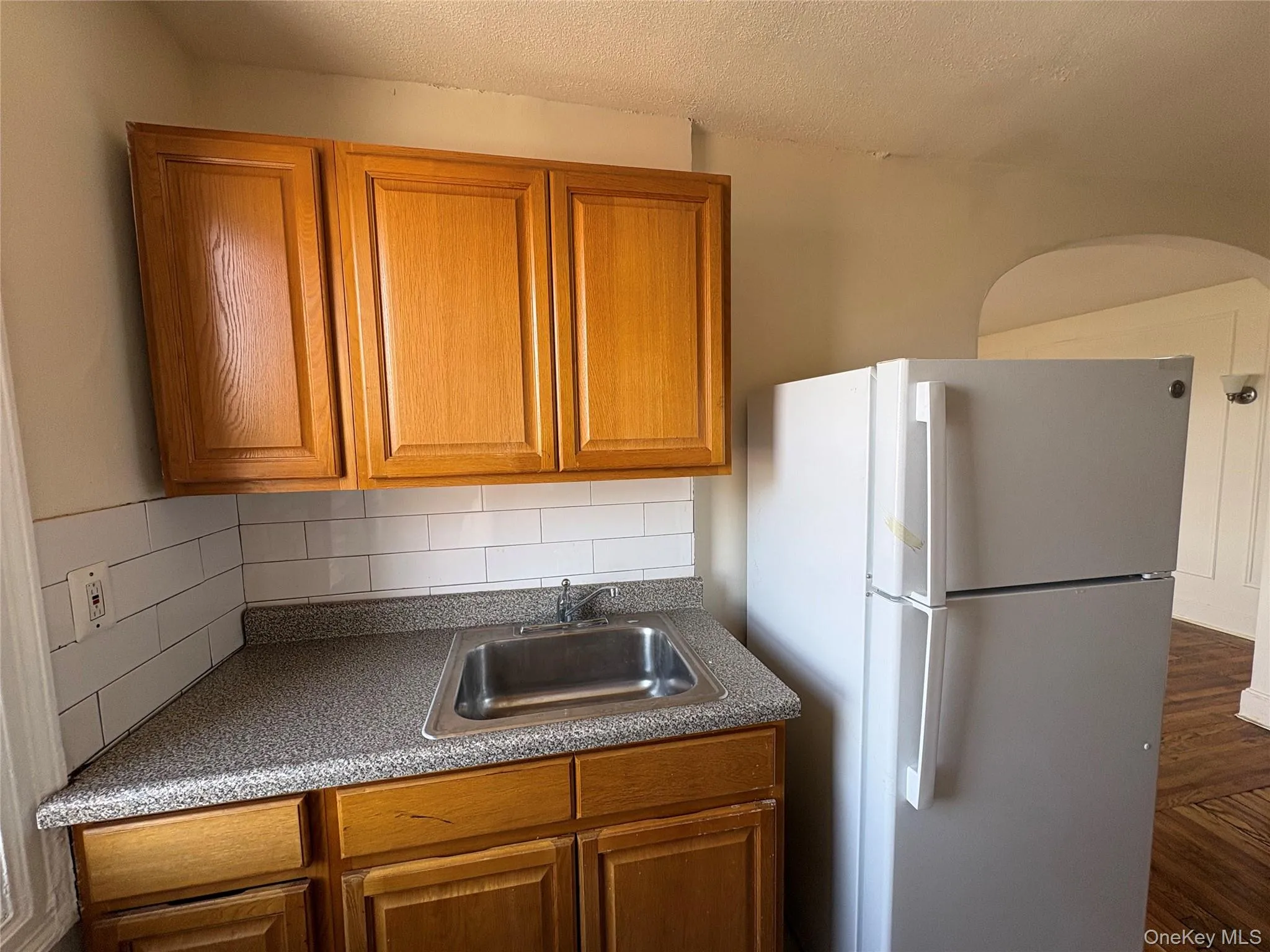 30 Locust Hill Avenue, Yonkers, NY, 1 Bedroom Bedrooms, 5 Rooms Rooms,1 BathroomBathrooms,Residential Lease,For Rent,Locust Hill,0,989478 30 Locust Hill Avenue, Yonkers, NY, 1 Bedroom Bedrooms, 5 Rooms Rooms,1 BathroomBathrooms,Residential Lease,For Rent,Locust Hill,0,989478