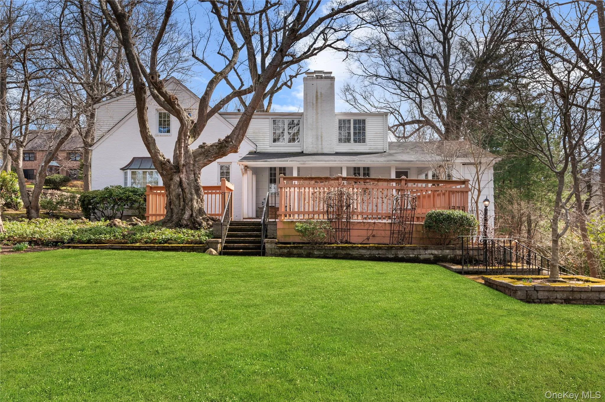2 Hickory Hill, North Hempstead, NY, 3 Bedrooms Bedrooms, 12 Rooms Rooms,3 BathroomsBathrooms,Residential,For Rent,Hickory,0,989479 2 Hickory Hill, North Hempstead, NY, 3 Bedrooms Bedrooms, 12 Rooms Rooms,3 BathroomsBathrooms,Residential,For Rent,Hickory,0,989479