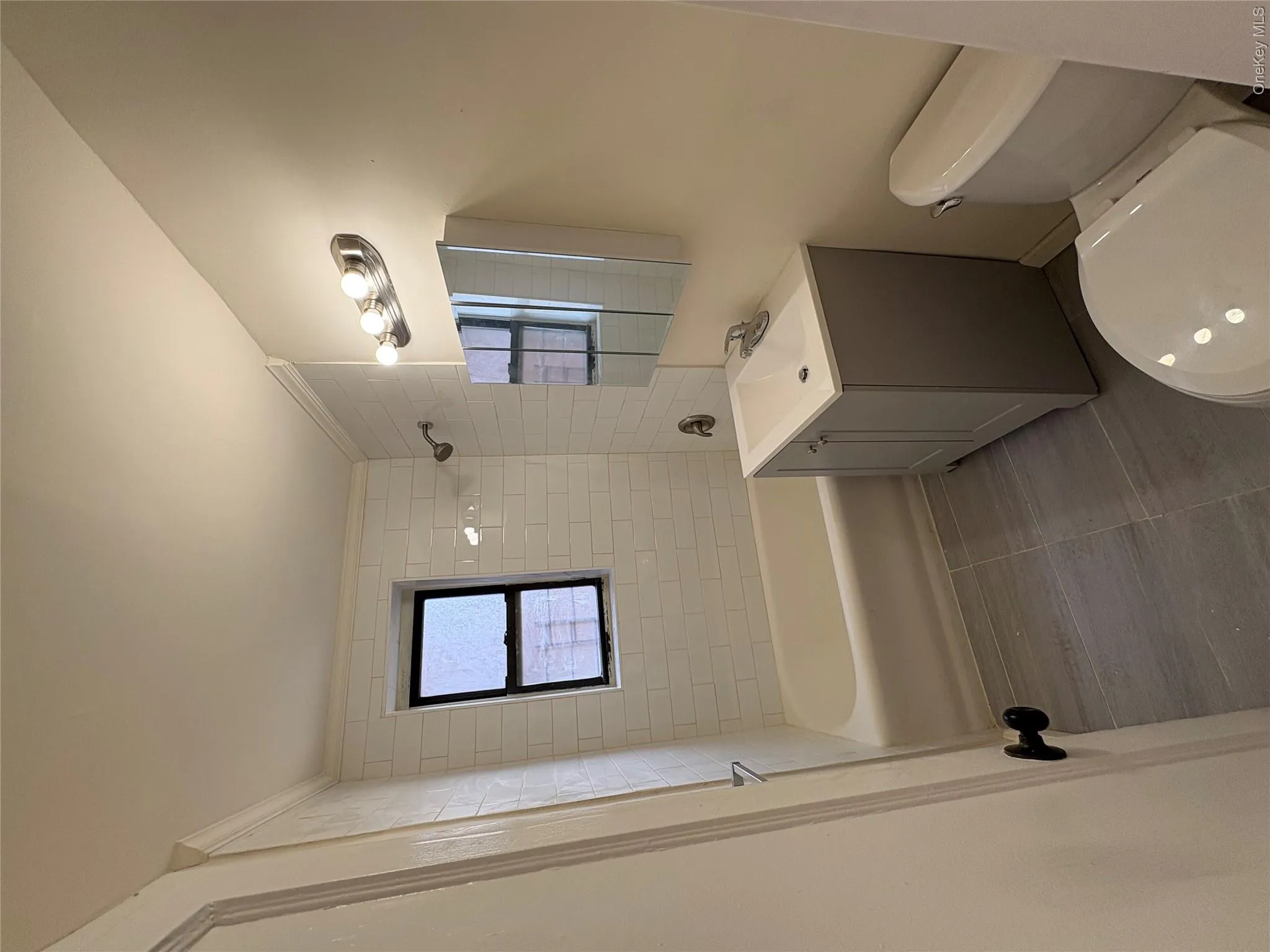 30 Locust Hill Avenue, Yonkers, NY, 1 Bedroom Bedrooms, 5 Rooms Rooms,1 BathroomBathrooms,Residential Lease,For Rent,Locust Hill,0,989492 30 Locust Hill Avenue, Yonkers, NY, 1 Bedroom Bedrooms, 5 Rooms Rooms,1 BathroomBathrooms,Residential Lease,For Rent,Locust Hill,0,989492