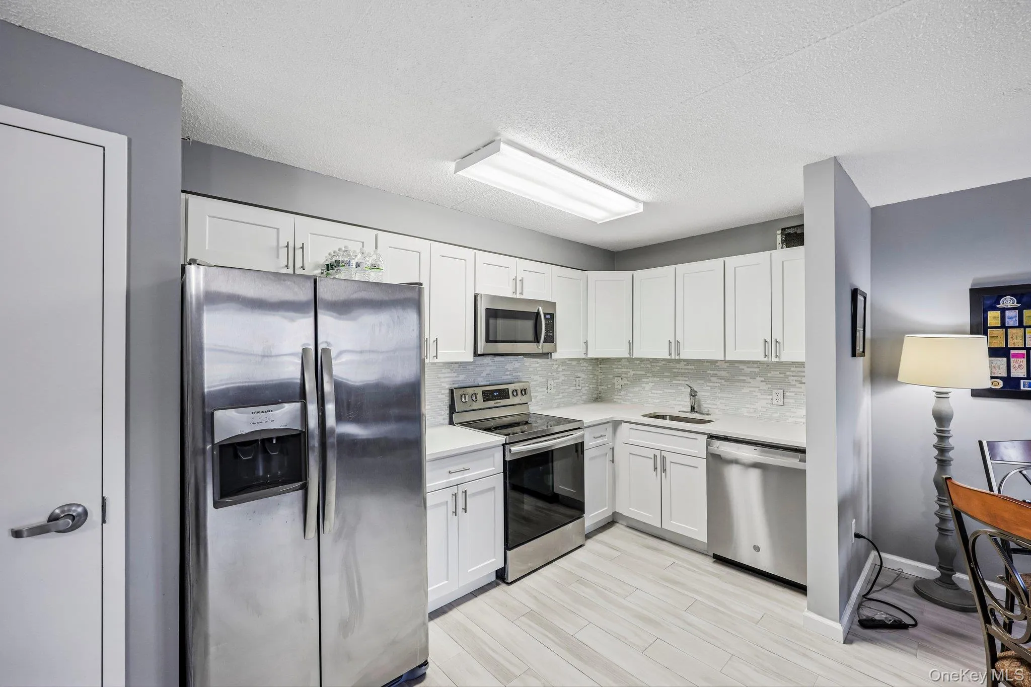 260 Beach 81st Street, New York, NY, 2 Bedrooms Bedrooms, 4 Rooms Rooms,1 BathroomBathrooms,Residential,For Rent,Beach 81st,0,989494 260 Beach 81st Street, New York, NY, 2 Bedrooms Bedrooms, 4 Rooms Rooms,1 BathroomBathrooms,Residential,For Rent,Beach 81st,0,989494