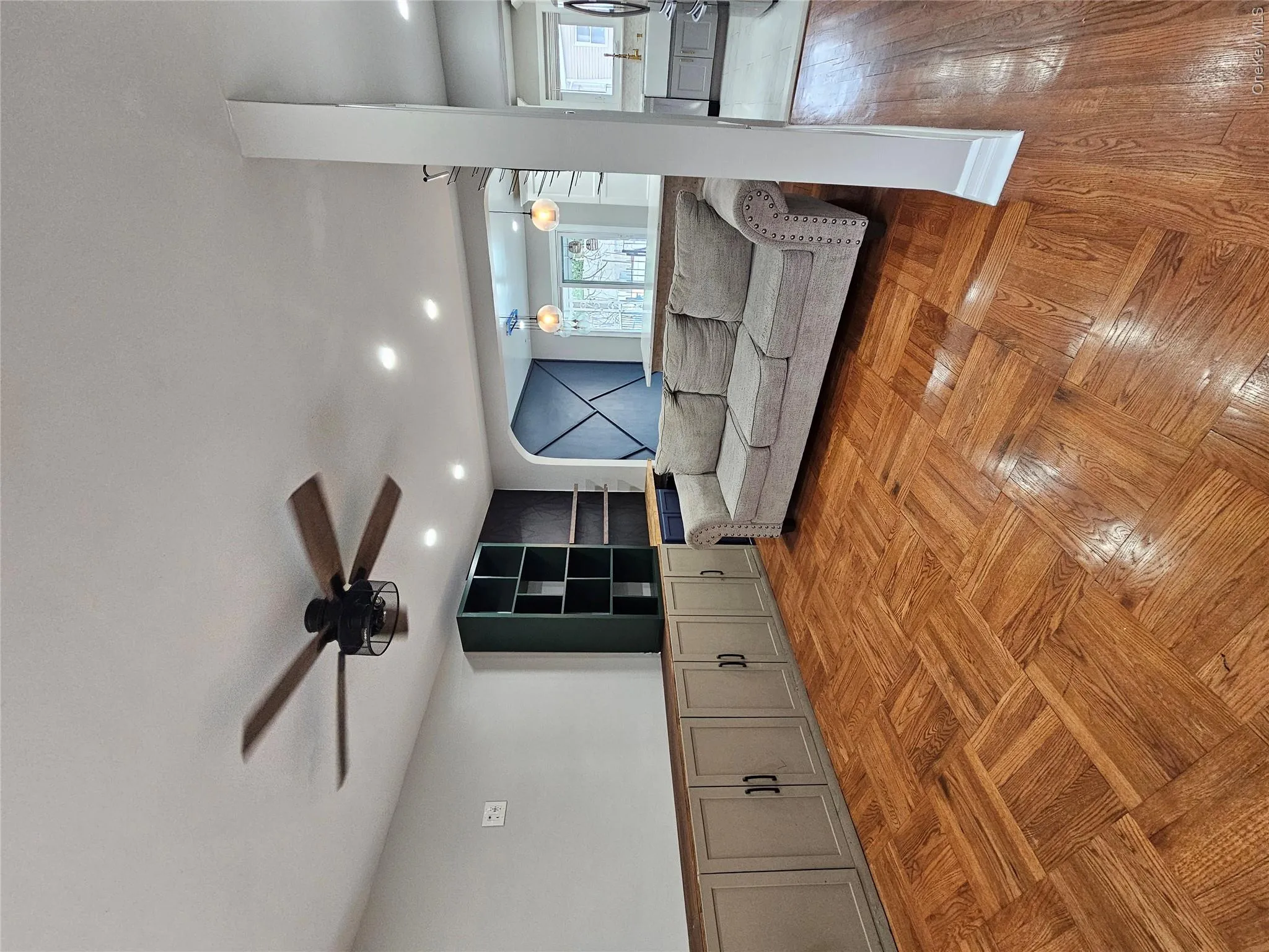 2082 Pitman Avenue, New York, NY, 3 Bedrooms Bedrooms, 7 Rooms Rooms,1 BathroomBathrooms,Residential Lease,For Rent,Pitman,0,989506 2082 Pitman Avenue, New York, NY, 3 Bedrooms Bedrooms, 7 Rooms Rooms,1 BathroomBathrooms,Residential Lease,For Rent,Pitman,0,989506