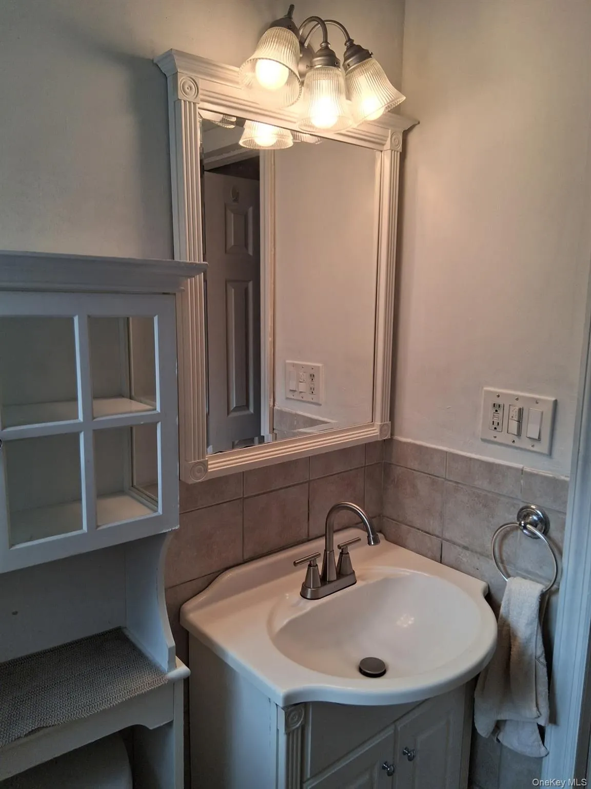 65 Botsford Street, Hempstead, NY, 4 Bedrooms Bedrooms, 8 Rooms Rooms,1 BathroomBathrooms,Residential,For Rent,Botsford,0,989512 65 Botsford Street, Hempstead, NY, 4 Bedrooms Bedrooms, 8 Rooms Rooms,1 BathroomBathrooms,Residential,For Rent,Botsford,0,989512