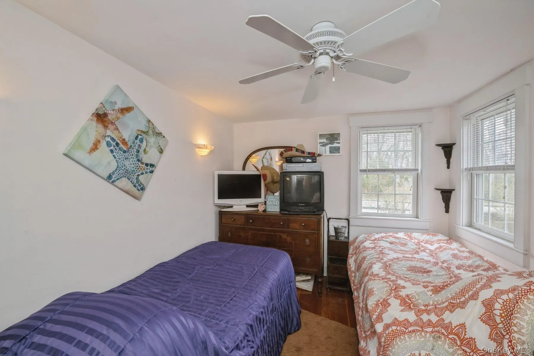 229 Springville Road, Southampton, NY, 2 Bedrooms Bedrooms, 5 Rooms Rooms,2 BathroomsBathrooms,Residential Lease,For Rent,Springville,0,989514 229 Springville Road, Southampton, NY, 2 Bedrooms Bedrooms, 5 Rooms Rooms,2 BathroomsBathrooms,Residential Lease,For Rent,Springville,0,989514