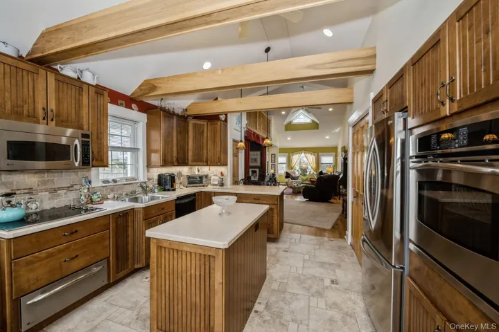 229 Springville Road, Southampton, New York 11946