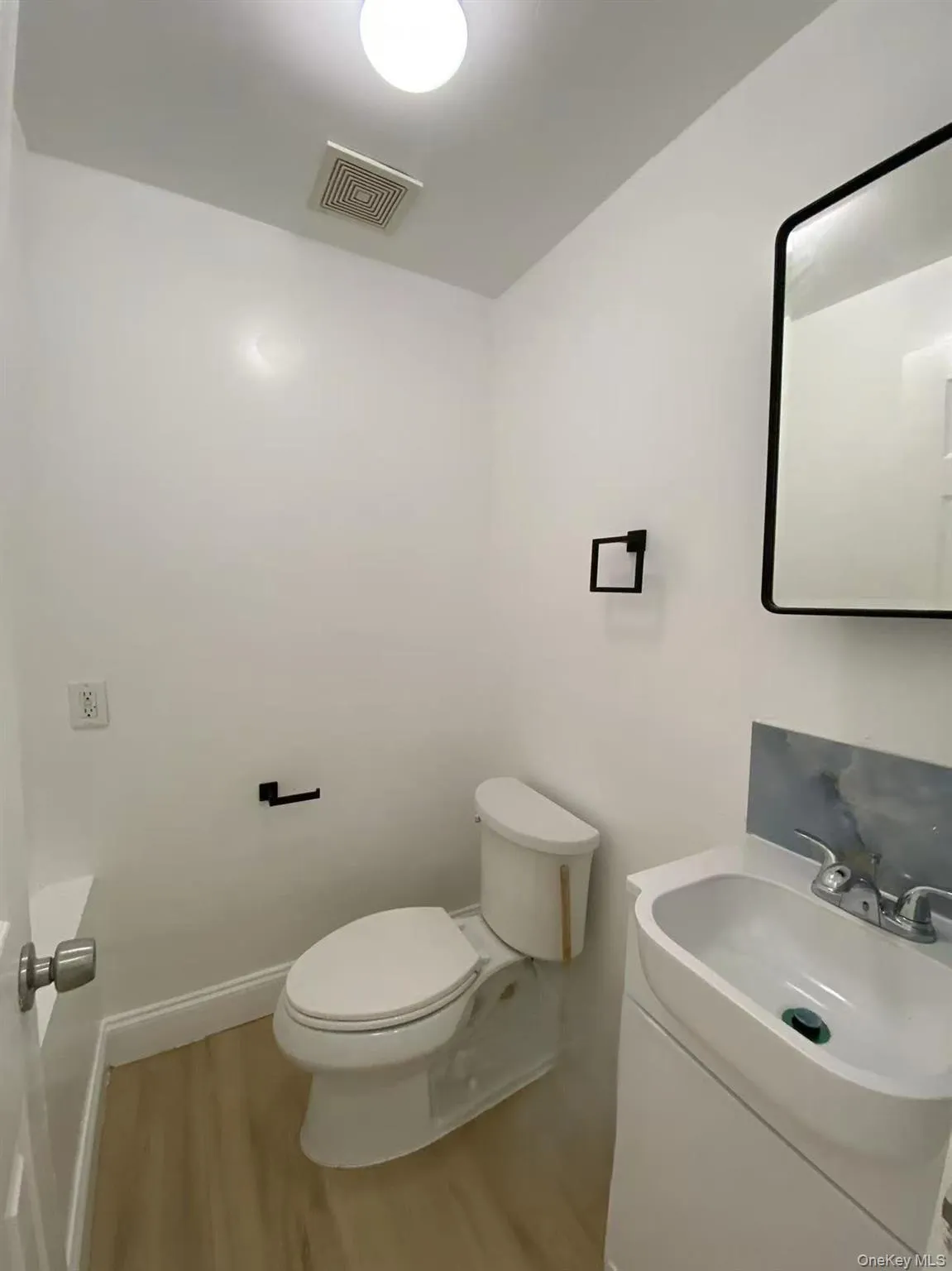 855 Wyckoff Avenue, New York, NY, ,Commercial Lease,For Rent,Wyckoff,0,989523 855 Wyckoff Avenue, New York, NY, ,Commercial Lease,For Rent,Wyckoff,0,989523