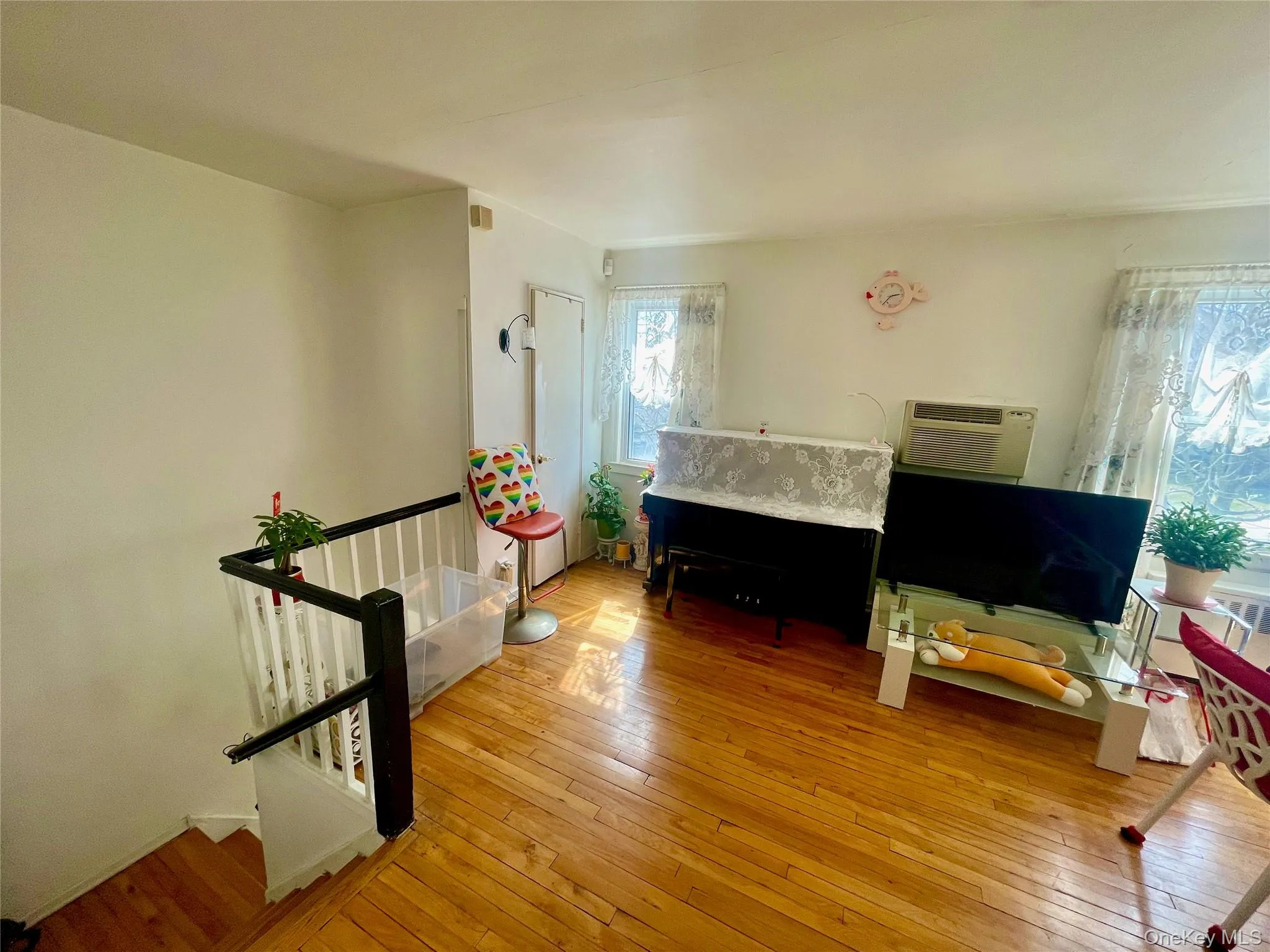 25143 71st Avenue, New York, NY, 1 Bedroom Bedrooms, 3 Rooms Rooms,1 BathroomBathrooms,Residential,For Rent,71st,0,989525 25143 71st Avenue, New York, NY, 1 Bedroom Bedrooms, 3 Rooms Rooms,1 BathroomBathrooms,Residential,For Rent,71st,0,989525