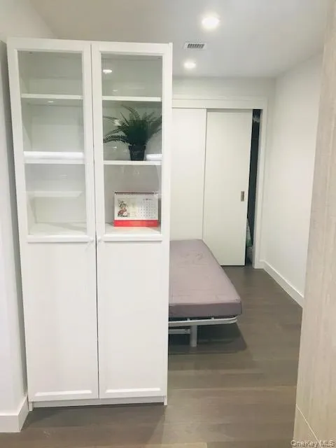 131-03 40th Road, New York, NY, 1 Bedroom Bedrooms, 4 Rooms Rooms,1 BathroomBathrooms,Residential Lease,For Rent,40th,0,989528 131-03 40th Road, New York, NY, 1 Bedroom Bedrooms, 4 Rooms Rooms,1 BathroomBathrooms,Residential Lease,For Rent,40th,0,989528