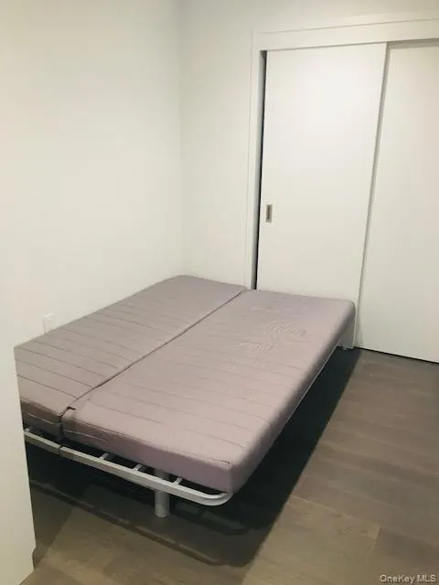 131-03 40th Road, New York, NY, 1 Bedroom Bedrooms, 4 Rooms Rooms,1 BathroomBathrooms,Residential Lease,For Rent,40th,0,989528 131-03 40th Road, New York, NY, 1 Bedroom Bedrooms, 4 Rooms Rooms,1 BathroomBathrooms,Residential Lease,For Rent,40th,0,989528