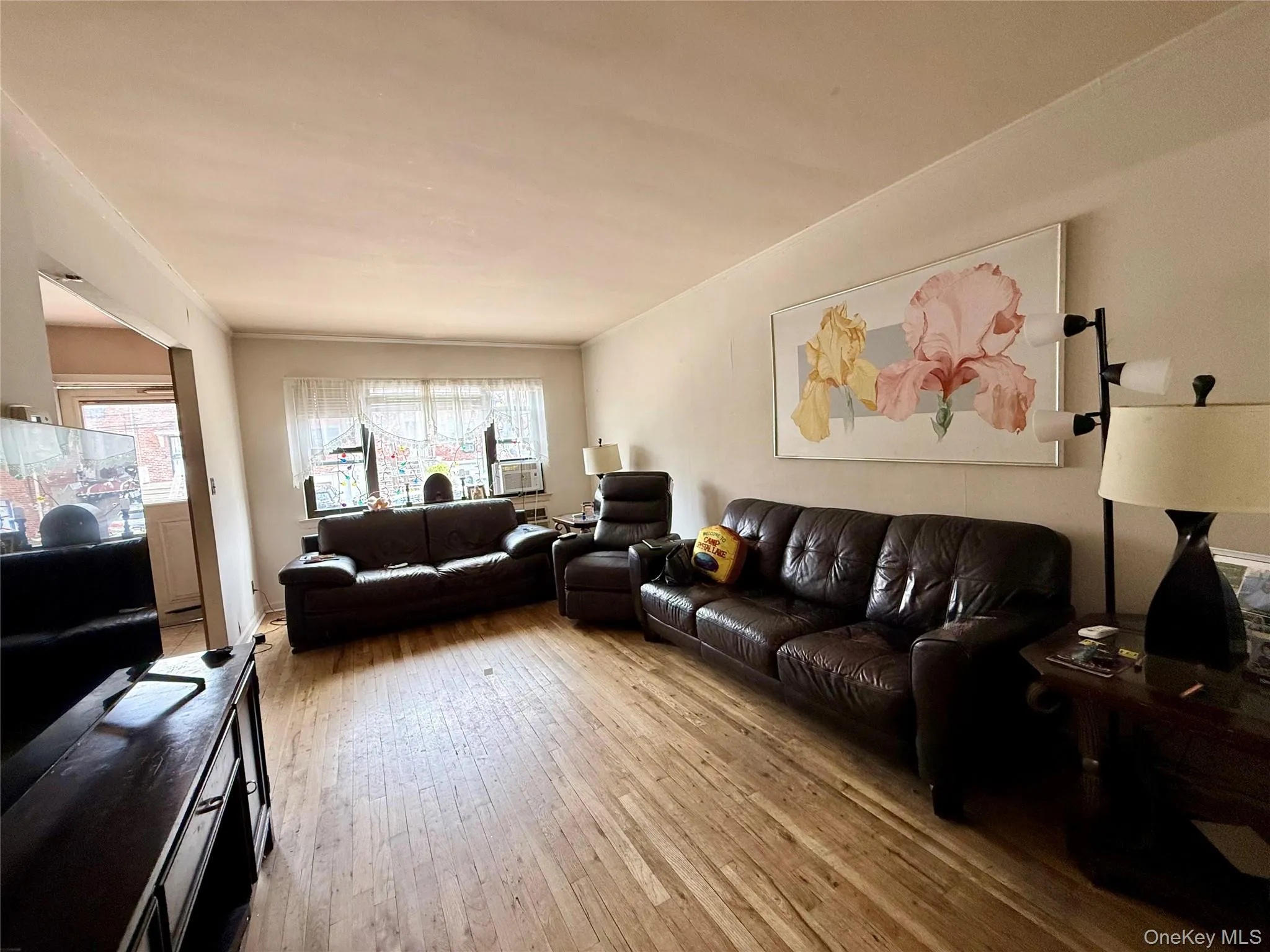52-50 71st Street, New York, NY, 3 Bedrooms Bedrooms, 5 Rooms Rooms,1 BathroomBathrooms,Residential,For Rent,71st,0,989535 52-50 71st Street, New York, NY, 3 Bedrooms Bedrooms, 5 Rooms Rooms,1 BathroomBathrooms,Residential,For Rent,71st,0,989535