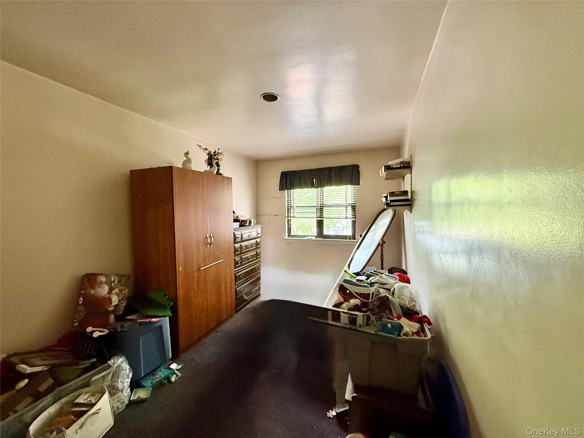 52-50 71st Street, New York, NY, 3 Bedrooms Bedrooms, 5 Rooms Rooms,1 BathroomBathrooms,Residential,For Rent,71st,0,989535 52-50 71st Street, New York, NY, 3 Bedrooms Bedrooms, 5 Rooms Rooms,1 BathroomBathrooms,Residential,For Rent,71st,0,989535