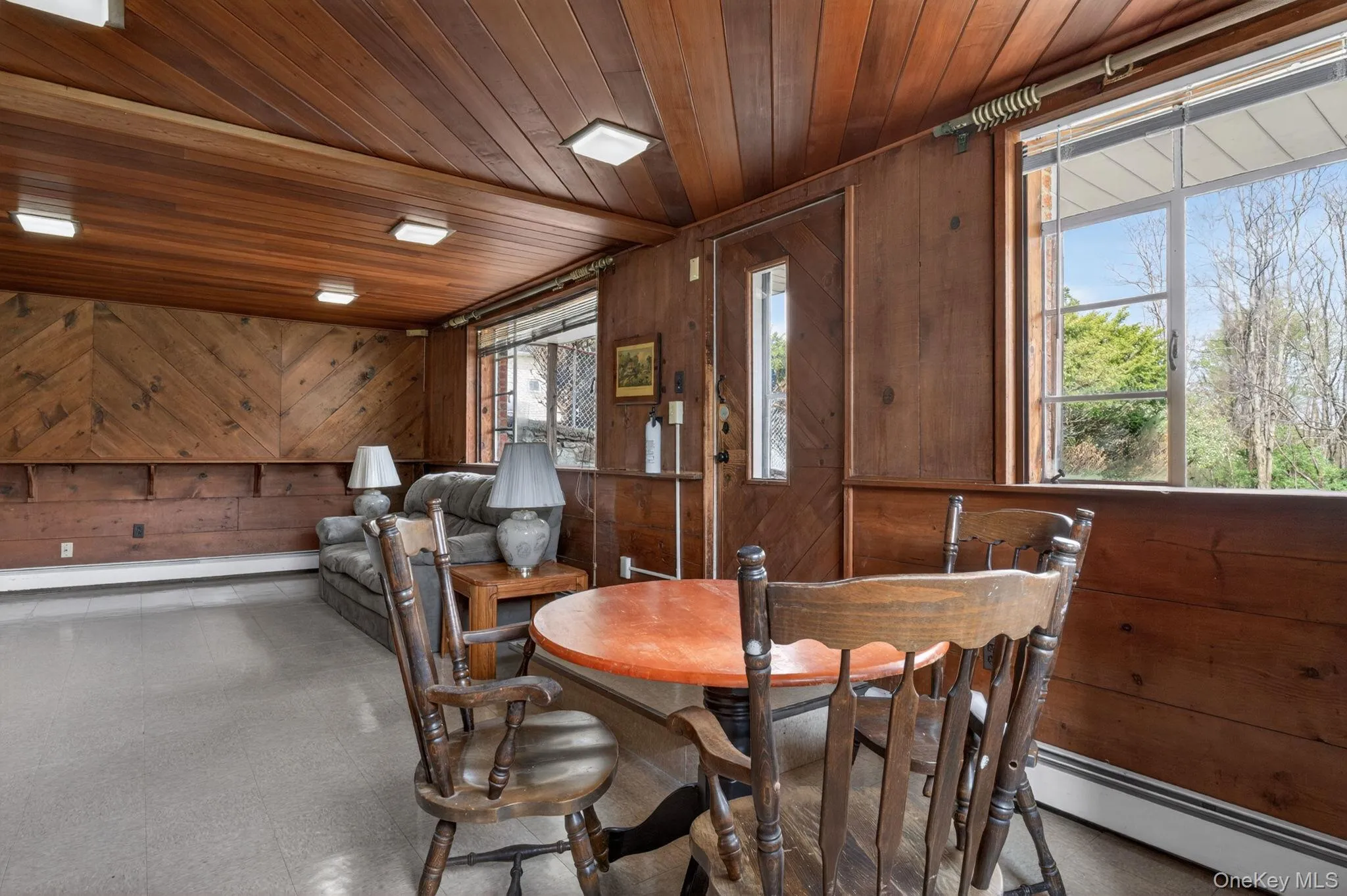 Dining area Dining area