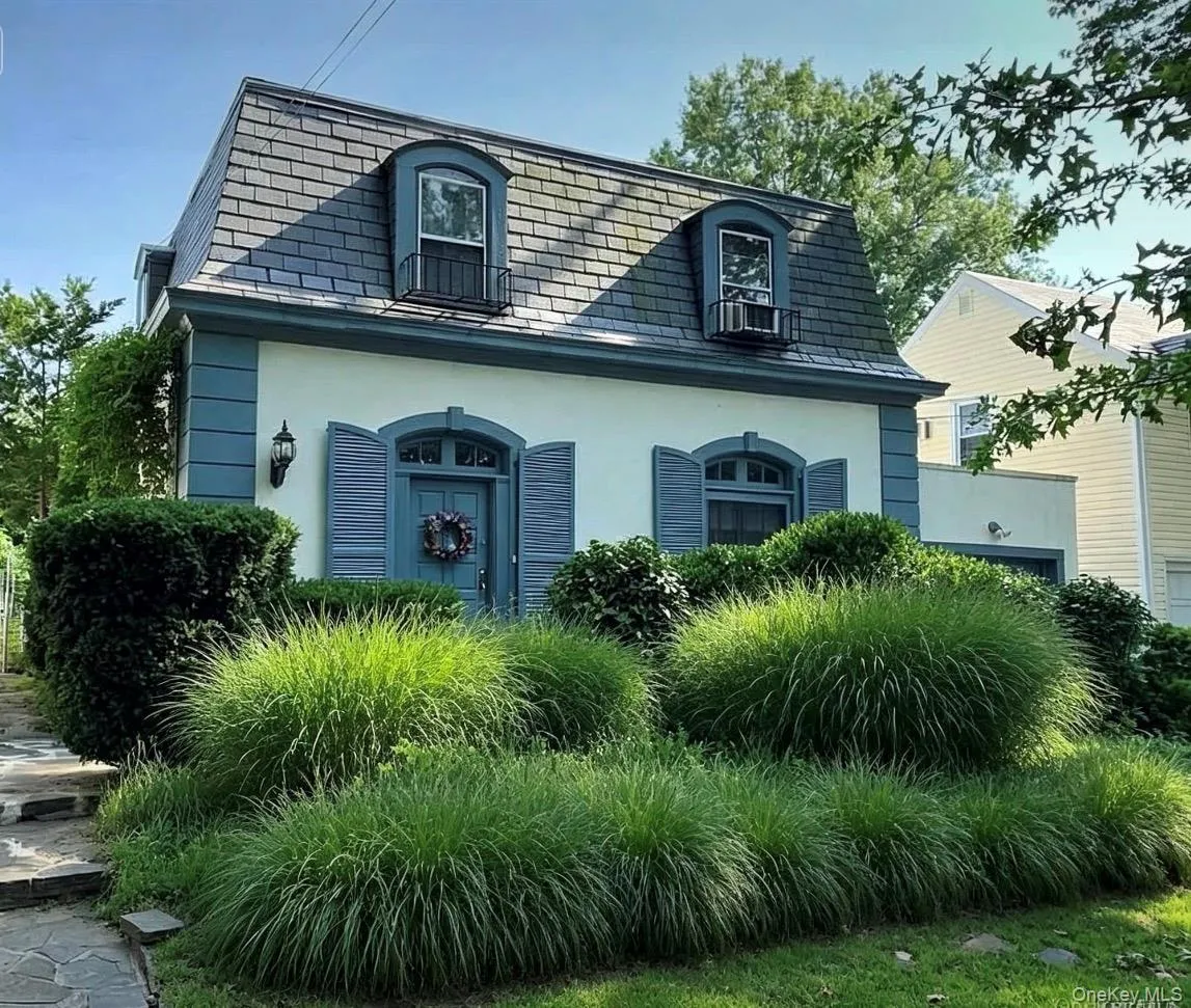 14214 Quince Avenue, New York, NY, 3 Bedrooms Bedrooms, 8 Rooms Rooms,2 BathroomsBathrooms,Residential,For Rent,Quince,0,989551 14214 Quince Avenue, New York, NY, 3 Bedrooms Bedrooms, 8 Rooms Rooms,2 BathroomsBathrooms,Residential,For Rent,Quince,0,989551
