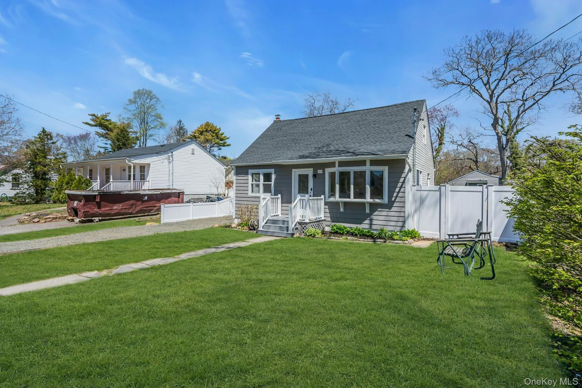 133 Lakeview Drive, Brookhaven, NY, 4 Bedrooms Bedrooms, 6 Rooms Rooms,1 BathroomBathrooms,Residential Sale,For Rent,Lakeview,0,989556 133 Lakeview Drive, Brookhaven, NY, 4 Bedrooms Bedrooms, 6 Rooms Rooms,1 BathroomBathrooms,Residential Sale,For Rent,Lakeview,0,989556