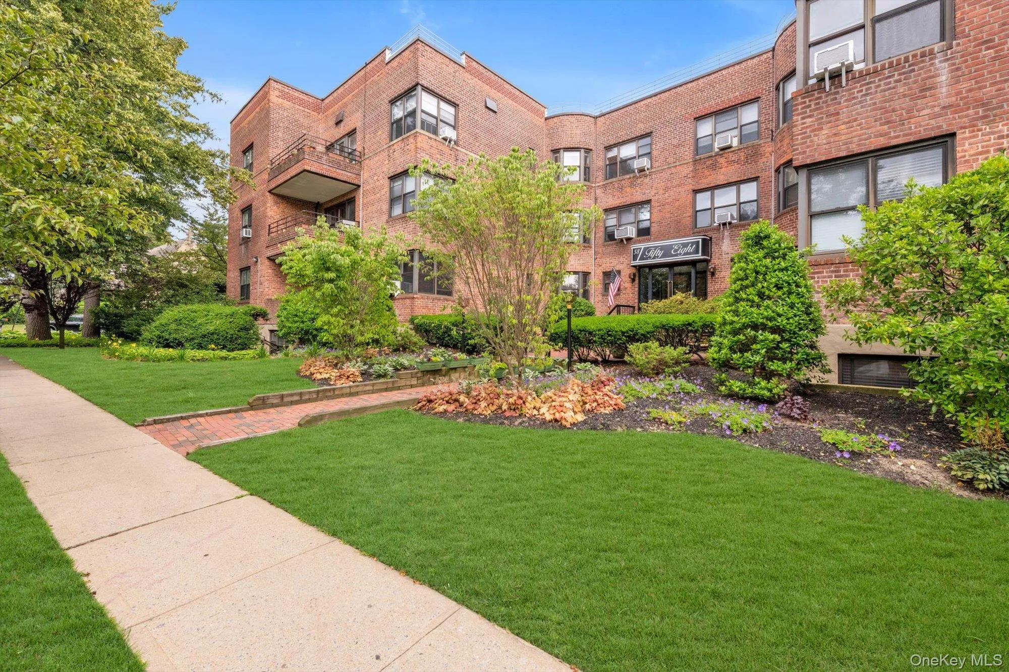 58 Grace Avenue, North Hempstead, NY, 1 Bedroom Bedrooms, 3 Rooms Rooms,1 BathroomBathrooms,Residential,For Rent,Grace,0,989562 58 Grace Avenue, North Hempstead, NY, 1 Bedroom Bedrooms, 3 Rooms Rooms,1 BathroomBathrooms,Residential,For Rent,Grace,0,989562