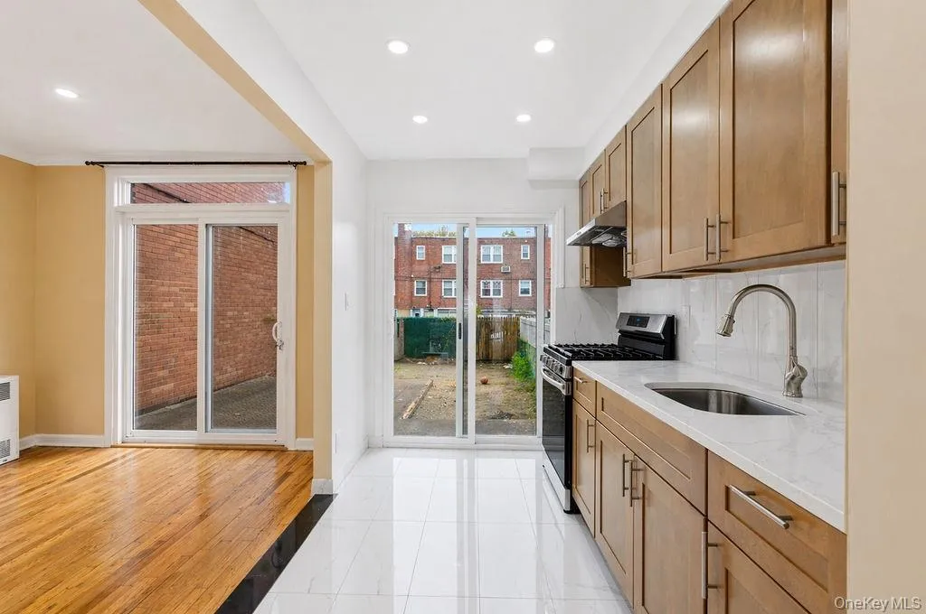 6916 Fresh Meadow Lane, New York, NY, 3 Bedrooms Bedrooms, 9 Rooms Rooms,2 BathroomsBathrooms,Residential,For Rent,Fresh Meadow,0,989565 6916 Fresh Meadow Lane, New York, NY, 3 Bedrooms Bedrooms, 9 Rooms Rooms,2 BathroomsBathrooms,Residential,For Rent,Fresh Meadow,0,989565