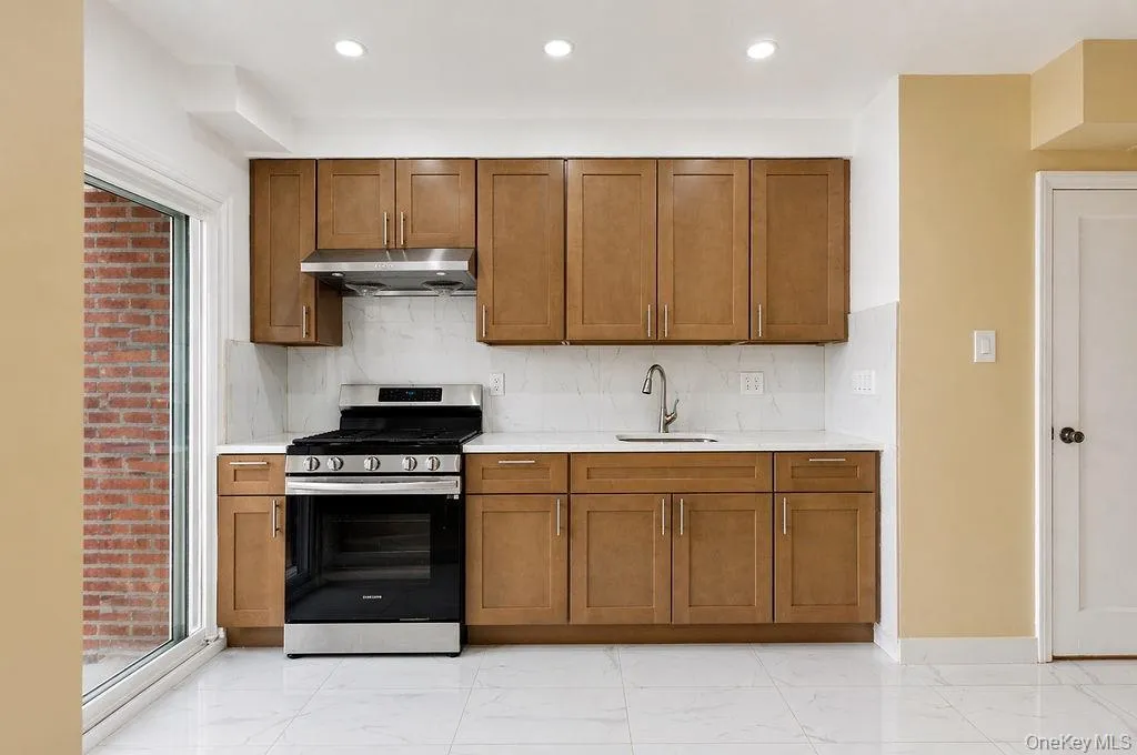 6916 Fresh Meadow Lane, New York, NY, 3 Bedrooms Bedrooms, 9 Rooms Rooms,2 BathroomsBathrooms,Residential,For Rent,Fresh Meadow,0,989565 6916 Fresh Meadow Lane, New York, NY, 3 Bedrooms Bedrooms, 9 Rooms Rooms,2 BathroomsBathrooms,Residential,For Rent,Fresh Meadow,0,989565