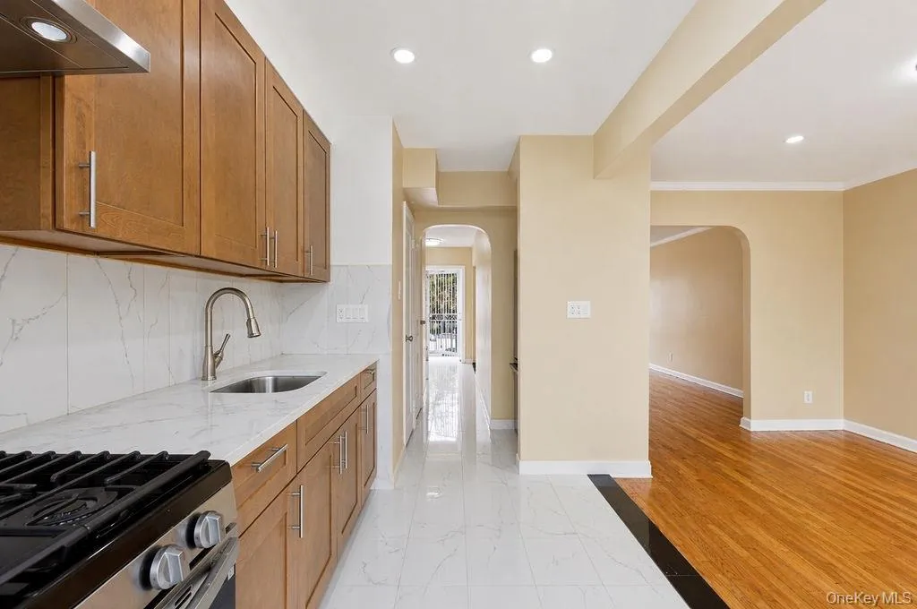 6916 Fresh Meadow Lane, New York, NY, 3 Bedrooms Bedrooms, 9 Rooms Rooms,2 BathroomsBathrooms,Residential,For Rent,Fresh Meadow,0,989565 6916 Fresh Meadow Lane, New York, NY, 3 Bedrooms Bedrooms, 9 Rooms Rooms,2 BathroomsBathrooms,Residential,For Rent,Fresh Meadow,0,989565