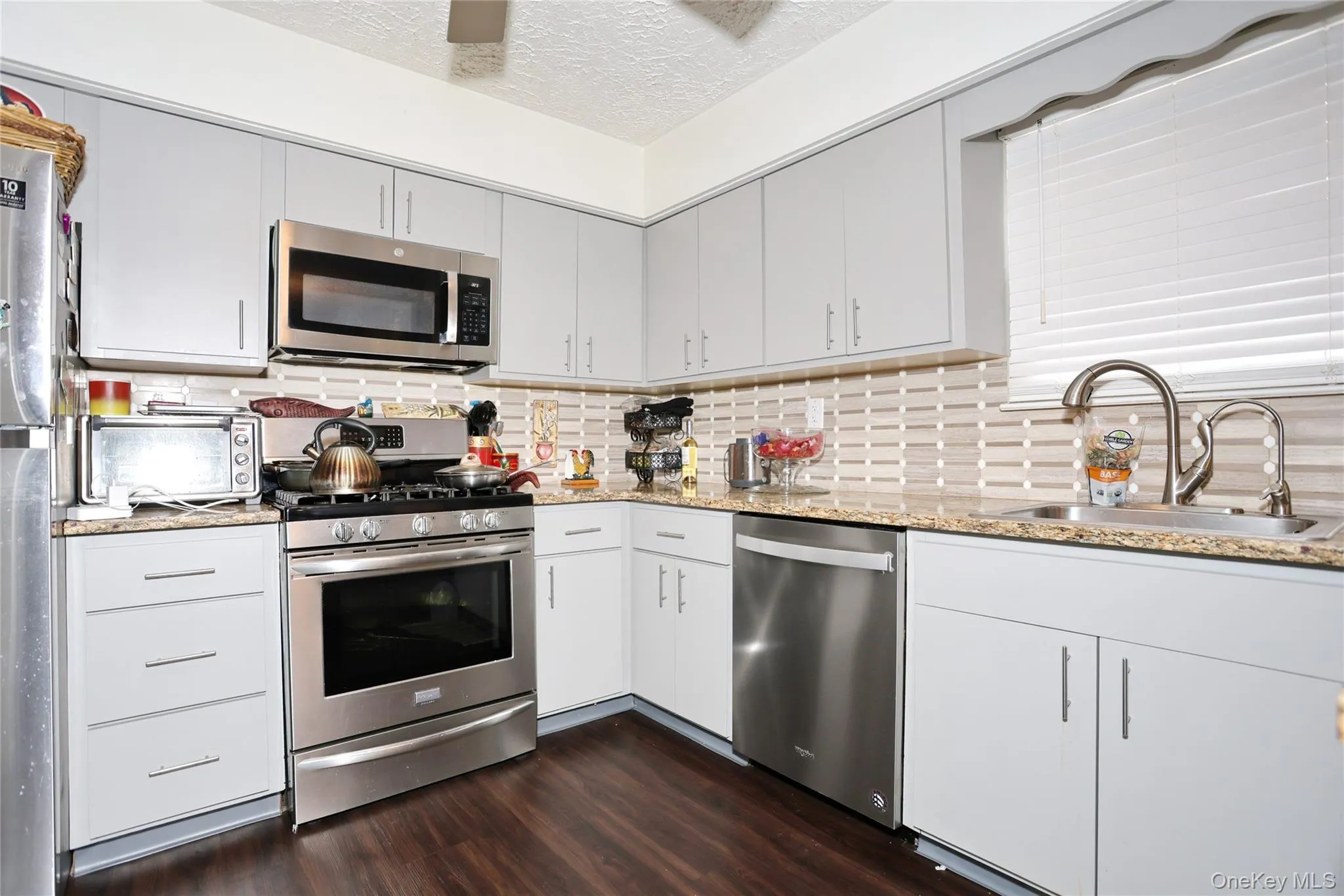 31 Lillian Street, Haverstraw, NY, 3 Bedrooms Bedrooms, 4 Rooms Rooms,1 BathroomBathrooms,Residential,For Rent,Lillian,0,989566 31 Lillian Street, Haverstraw, NY, 3 Bedrooms Bedrooms, 4 Rooms Rooms,1 BathroomBathrooms,Residential,For Rent,Lillian,0,989566