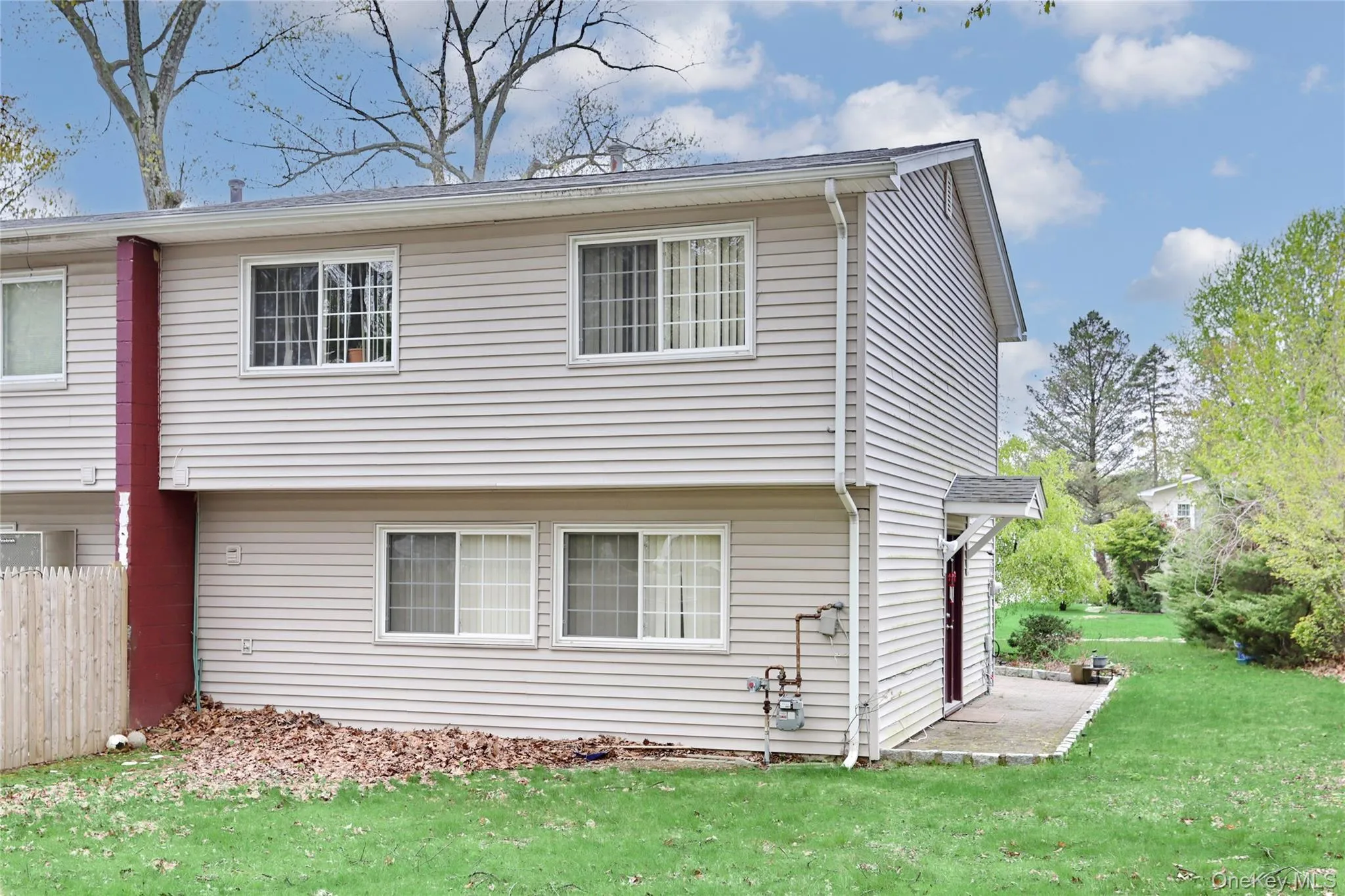 31 Lillian Street, Haverstraw, NY, 3 Bedrooms Bedrooms, 4 Rooms Rooms,1 BathroomBathrooms,Residential,For Rent,Lillian,0,989566 31 Lillian Street, Haverstraw, NY, 3 Bedrooms Bedrooms, 4 Rooms Rooms,1 BathroomBathrooms,Residential,For Rent,Lillian,0,989566
