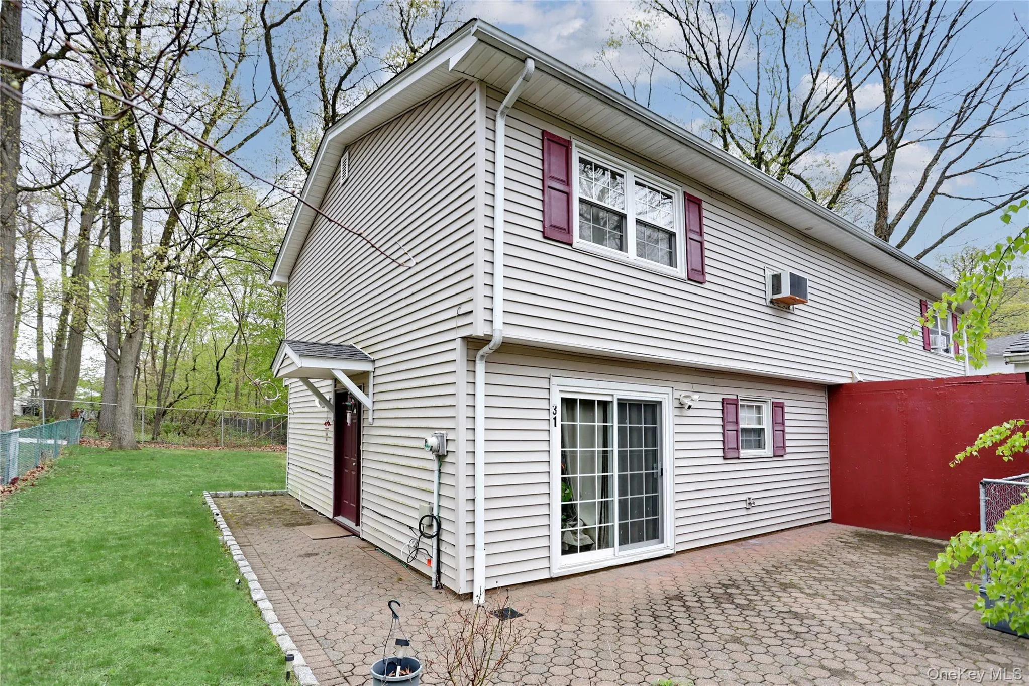 31 Lillian Street, Haverstraw, NY, 3 Bedrooms Bedrooms, 4 Rooms Rooms,1 BathroomBathrooms,Residential,For Rent,Lillian,0,989566 31 Lillian Street, Haverstraw, NY, 3 Bedrooms Bedrooms, 4 Rooms Rooms,1 BathroomBathrooms,Residential,For Rent,Lillian,0,989566