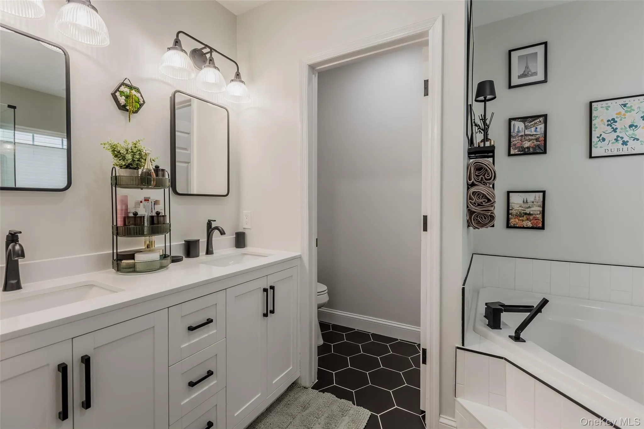 6 Julia Circle, Brookhaven, NY, 3 Bedrooms Bedrooms, 7 Rooms Rooms,2 BathroomsBathrooms,Residential,For Rent,Julia,0,989571 6 Julia Circle, Brookhaven, NY, 3 Bedrooms Bedrooms, 7 Rooms Rooms,2 BathroomsBathrooms,Residential,For Rent,Julia,0,989571