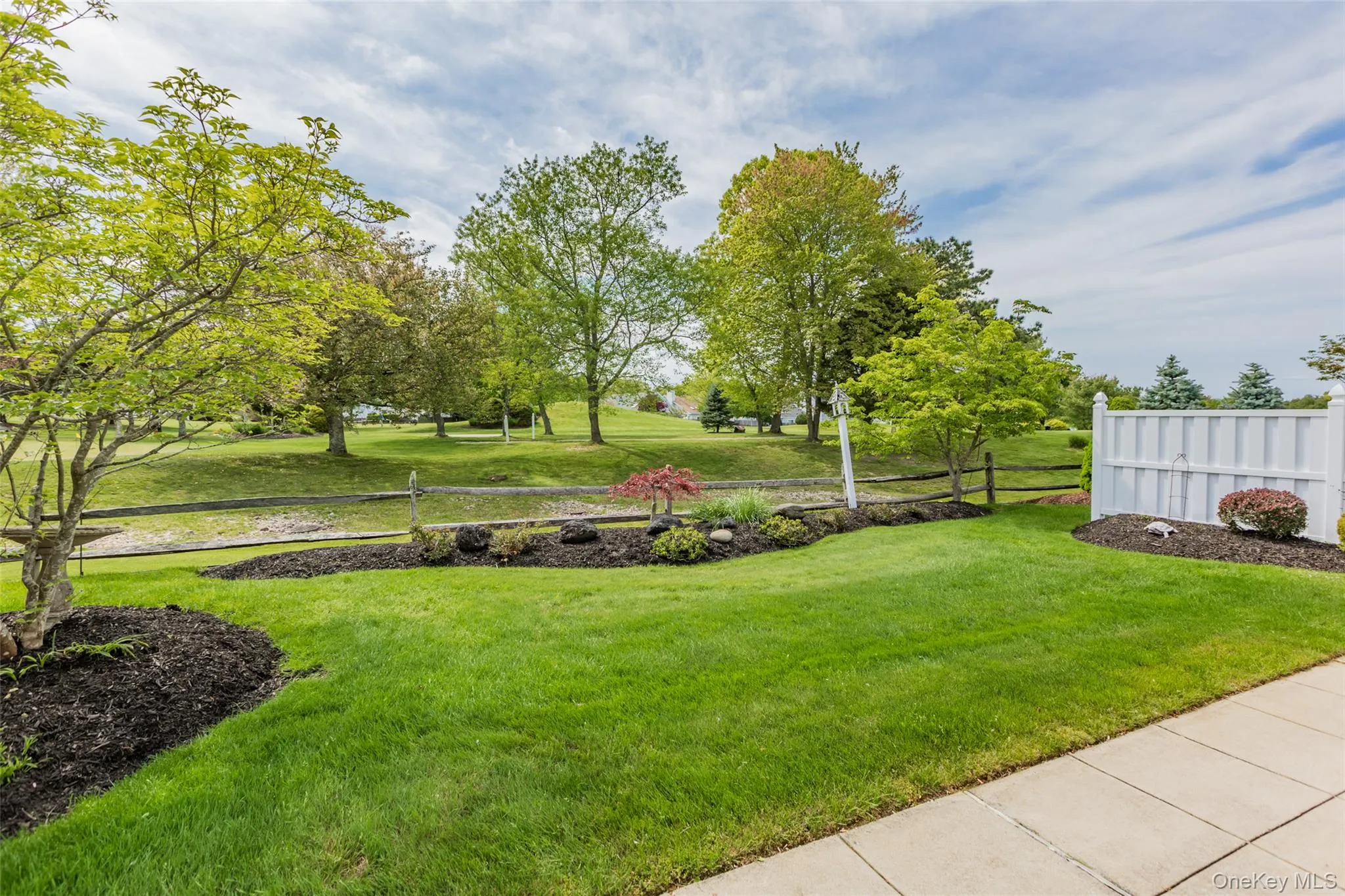 6 Julia Circle, Brookhaven, NY, 3 Bedrooms Bedrooms, 7 Rooms Rooms,2 BathroomsBathrooms,Residential,For Rent,Julia,0,989571 6 Julia Circle, Brookhaven, NY, 3 Bedrooms Bedrooms, 7 Rooms Rooms,2 BathroomsBathrooms,Residential,For Rent,Julia,0,989571