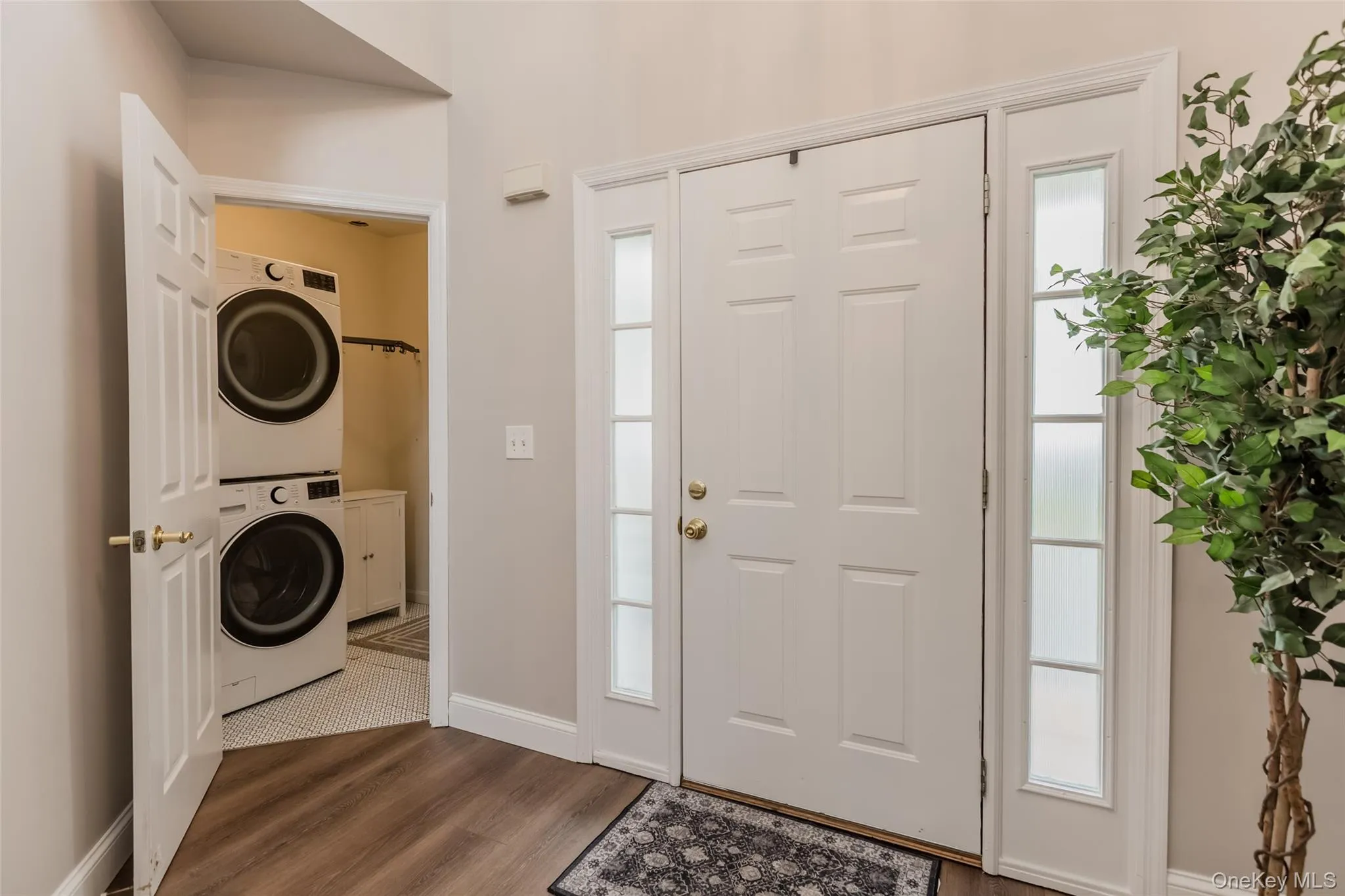 6 Julia Circle, Brookhaven, NY, 3 Bedrooms Bedrooms, 7 Rooms Rooms,2 BathroomsBathrooms,Residential,For Rent,Julia,0,989571 6 Julia Circle, Brookhaven, NY, 3 Bedrooms Bedrooms, 7 Rooms Rooms,2 BathroomsBathrooms,Residential,For Rent,Julia,0,989571