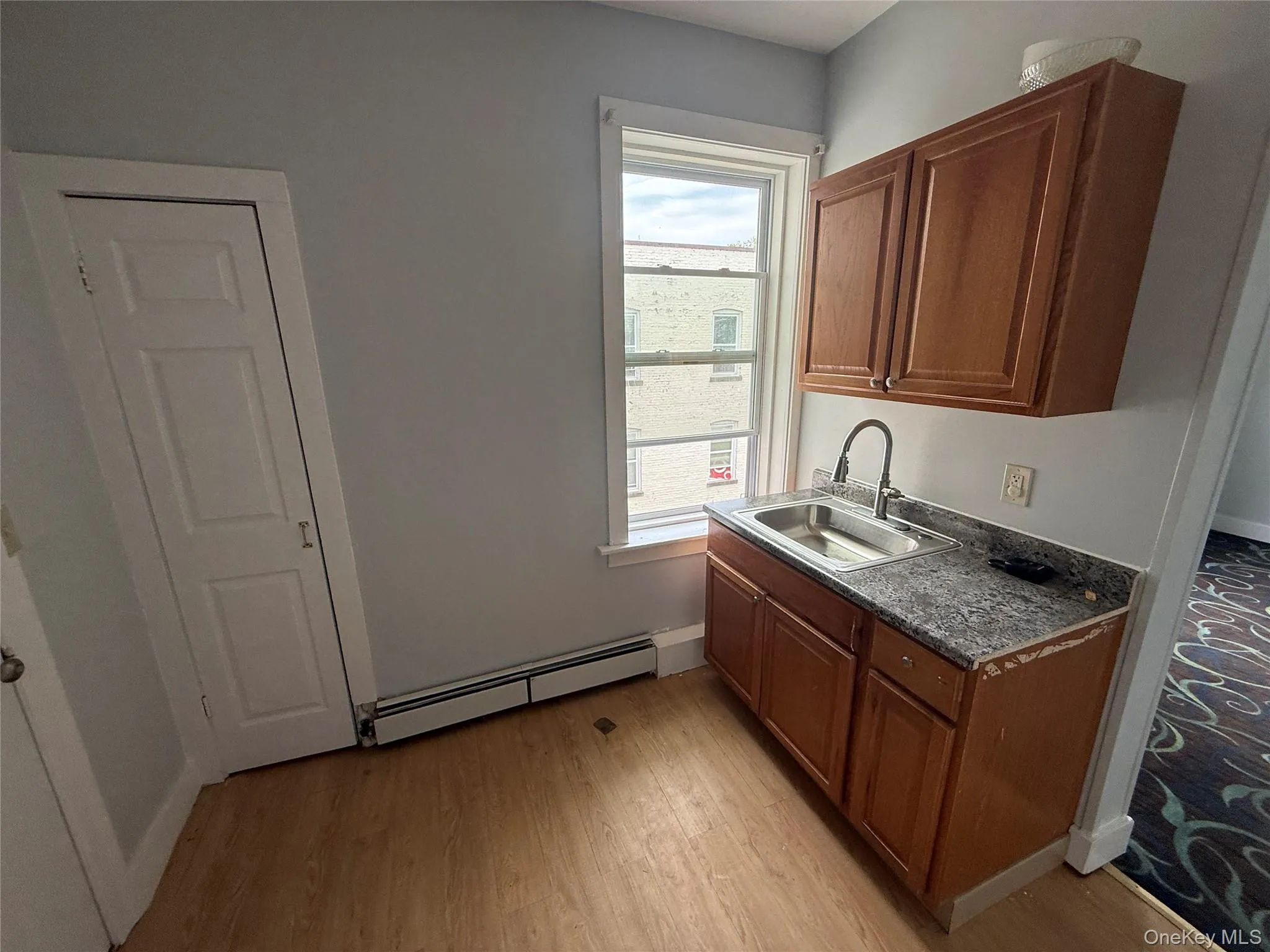 60 Carroll Street, Poughkeepsie, NY, 1 Bedroom Bedrooms, 3 Rooms Rooms,1 BathroomBathrooms,Residential Lease,For Rent,Carroll,0,989572 60 Carroll Street, Poughkeepsie, NY, 1 Bedroom Bedrooms, 3 Rooms Rooms,1 BathroomBathrooms,Residential Lease,For Rent,Carroll,0,989572
