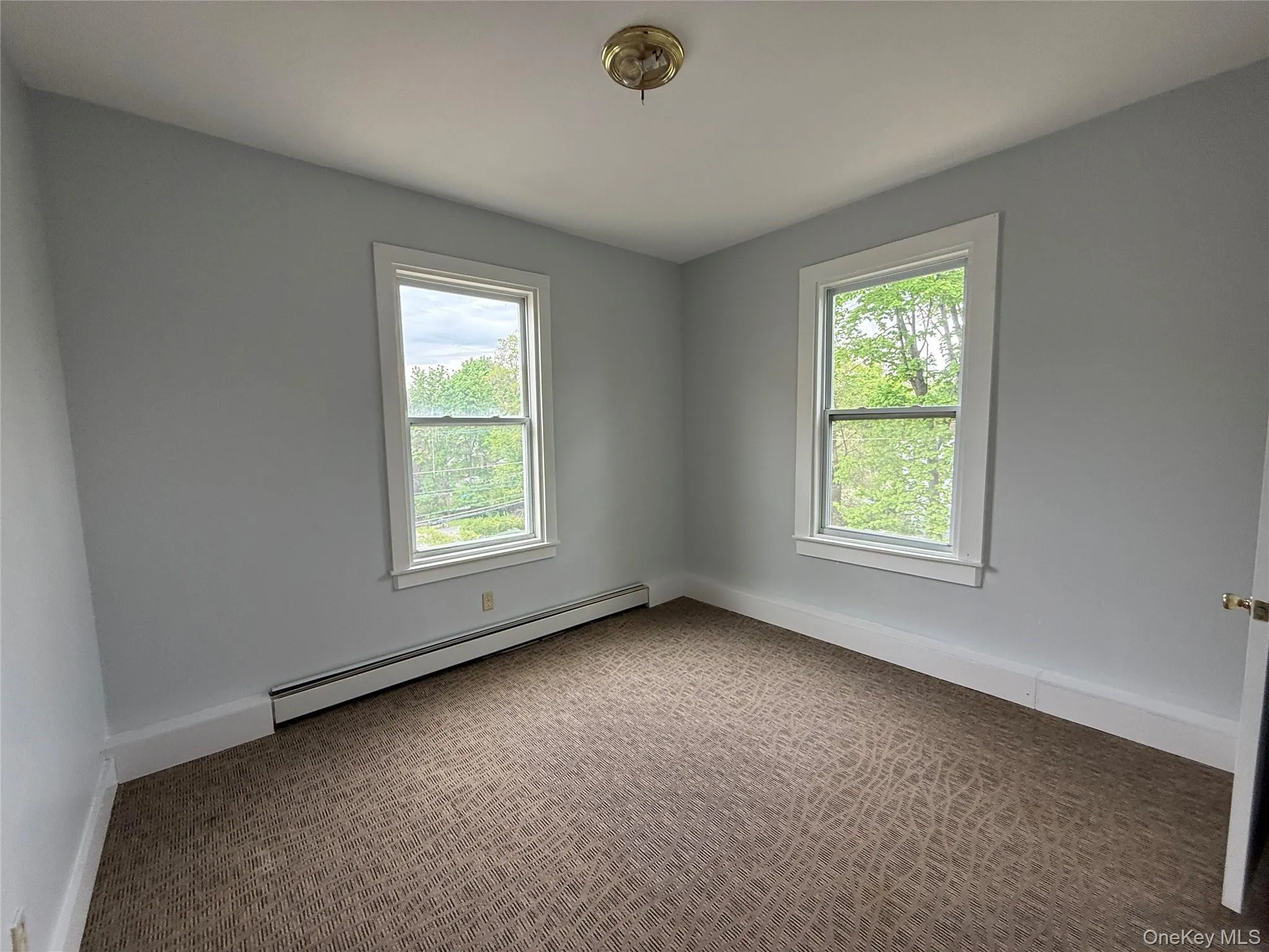 60 Carroll Street, Poughkeepsie, NY, 1 Bedroom Bedrooms, 3 Rooms Rooms,1 BathroomBathrooms,Residential Lease,For Rent,Carroll,0,989572 60 Carroll Street, Poughkeepsie, NY, 1 Bedroom Bedrooms, 3 Rooms Rooms,1 BathroomBathrooms,Residential Lease,For Rent,Carroll,0,989572