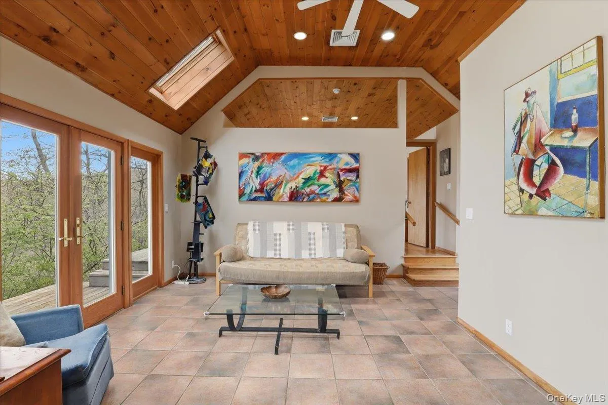 1 Branch Street, Lewisboro, NY, 3 Bedrooms Bedrooms, 7 Rooms Rooms,2 BathroomsBathrooms,Residential Lease,For Rent,Branch,0,989575 1 Branch Street, Lewisboro, NY, 3 Bedrooms Bedrooms, 7 Rooms Rooms,2 BathroomsBathrooms,Residential Lease,For Rent,Branch,0,989575