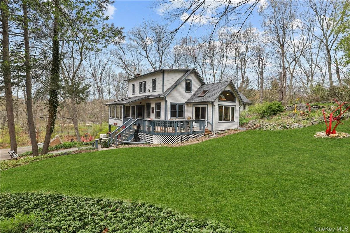 1 Branch Street, Lewisboro, NY, 3 Bedrooms Bedrooms, 7 Rooms Rooms,2 BathroomsBathrooms,Residential Lease,For Rent,Branch,0,989575 1 Branch Street, Lewisboro, NY, 3 Bedrooms Bedrooms, 7 Rooms Rooms,2 BathroomsBathrooms,Residential Lease,For Rent,Branch,0,989575